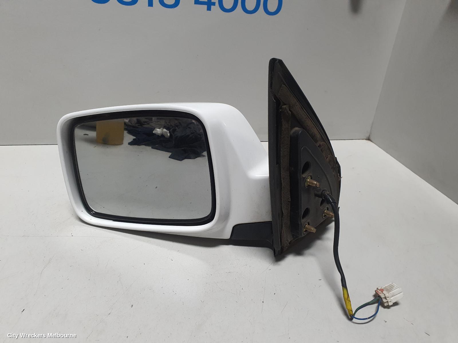 NISSAN XTRAIL LEFT DOOR MIRROR, T30, 3 WIRE TYPE, 10/2001 - 09/2007 - Image 3
