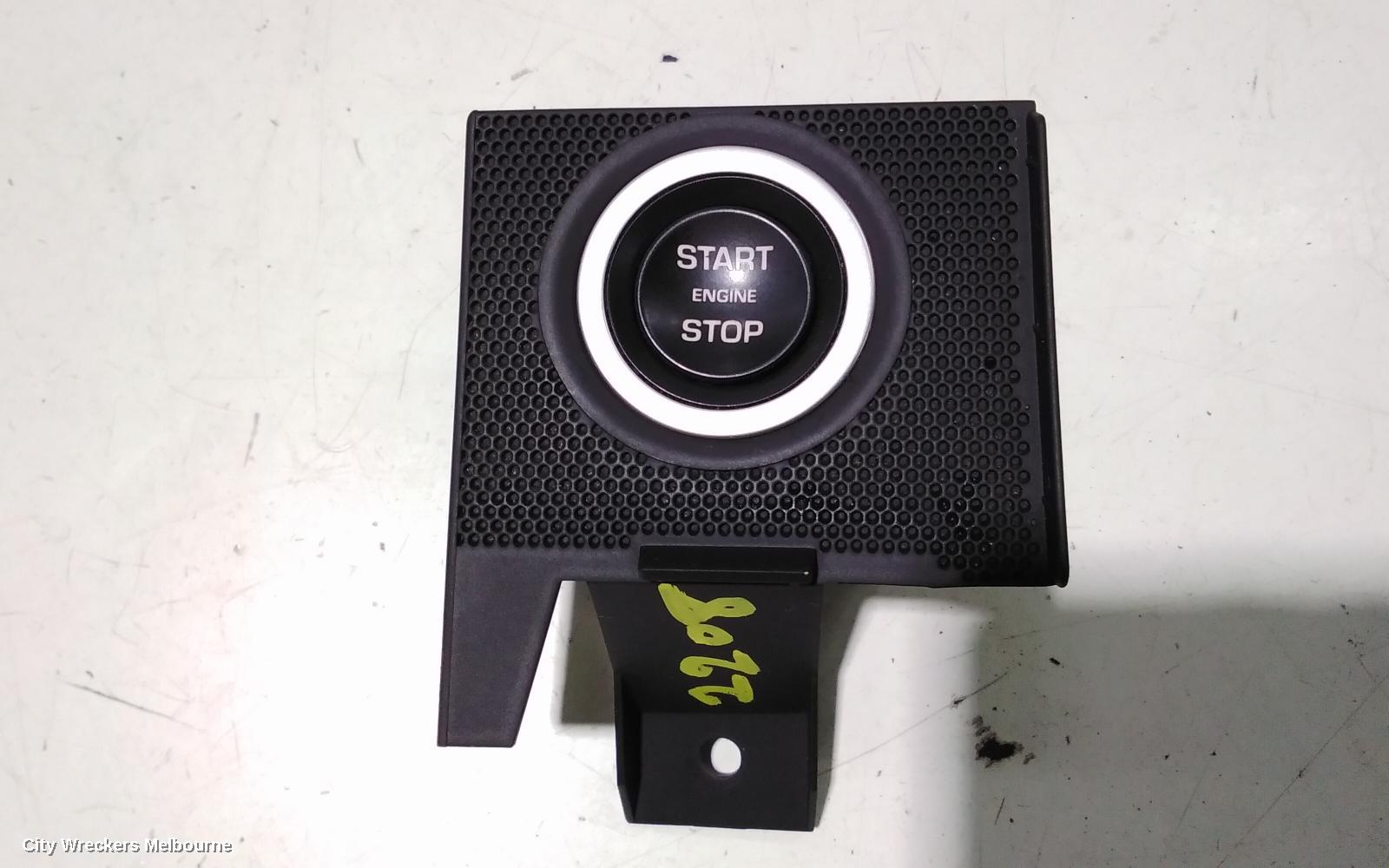 LAND ROVER RANGEROVER SPORT, L494, 12/2013 - 04/2022, START STOP BUTTON PN: GPLA-14C376-AB ~ 5PIN: 103920 - Image 2