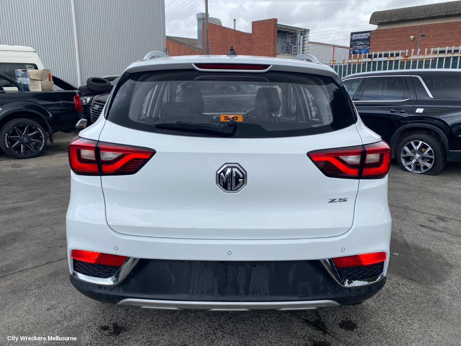 MG ZS RIGHT TAILLIGHT, IN BODY, AZS1, ZS TYPE, 09/2017 ONWARDS - Image 2