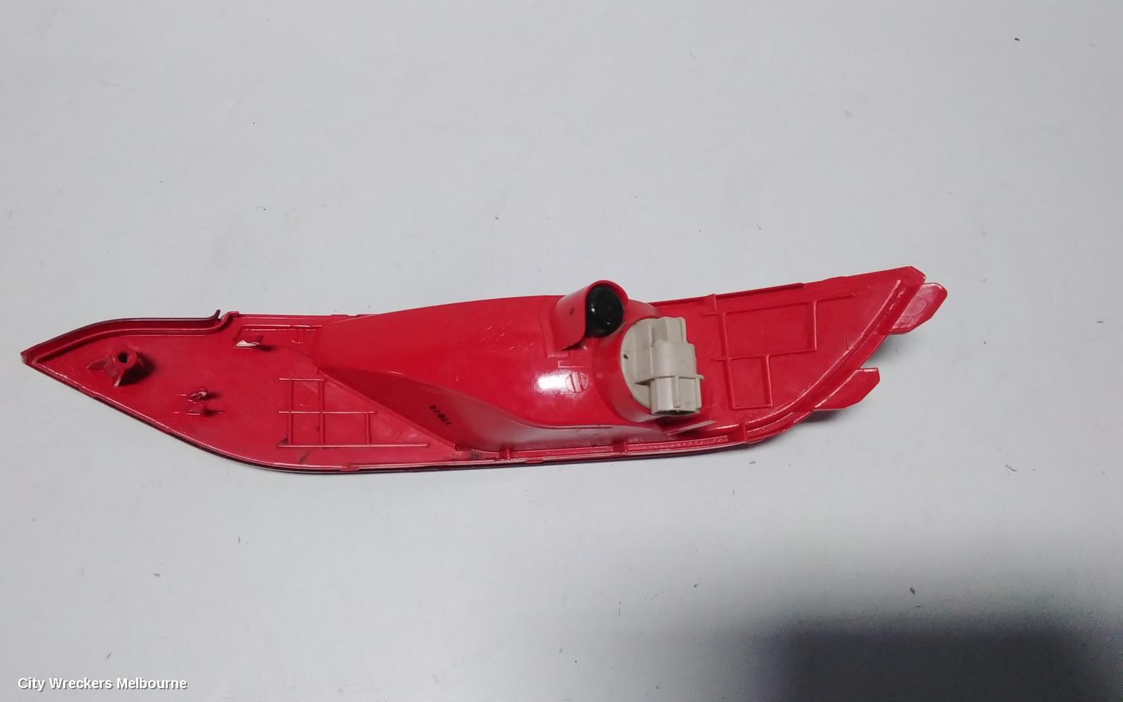 HYUNDAI TUCSON LEFT TAILLIGHT, IN BUMPER, TL, 07/2015 - 06/2018 - Image 3
