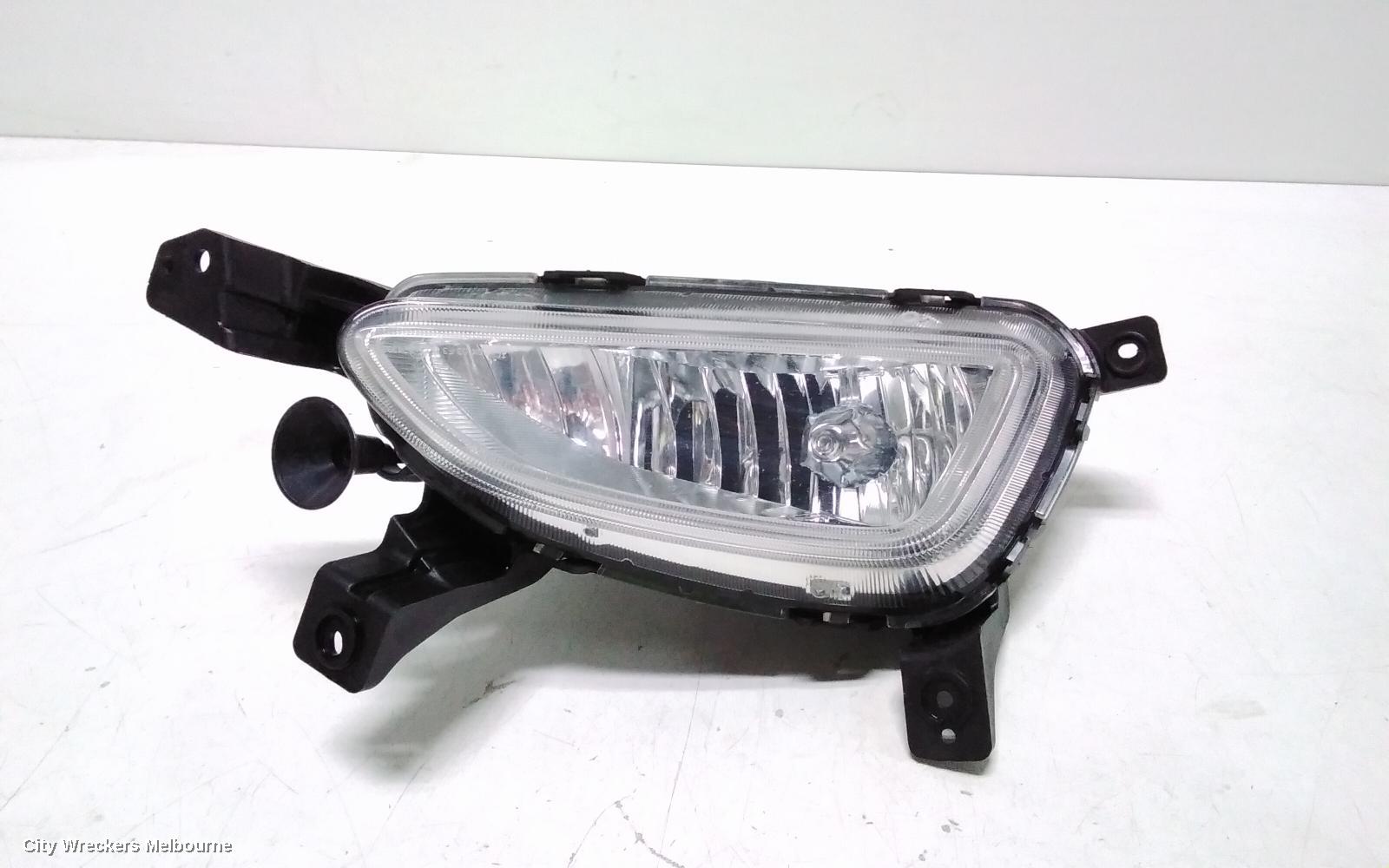 HYUNDAI TUCSON RIGHT INDICATOR/FOG/SIDE, BUMPER FOGLAMP, TL, KOREAN BUILT (VIN KMHJ), 07/2015 - 06/2018 - Image 2