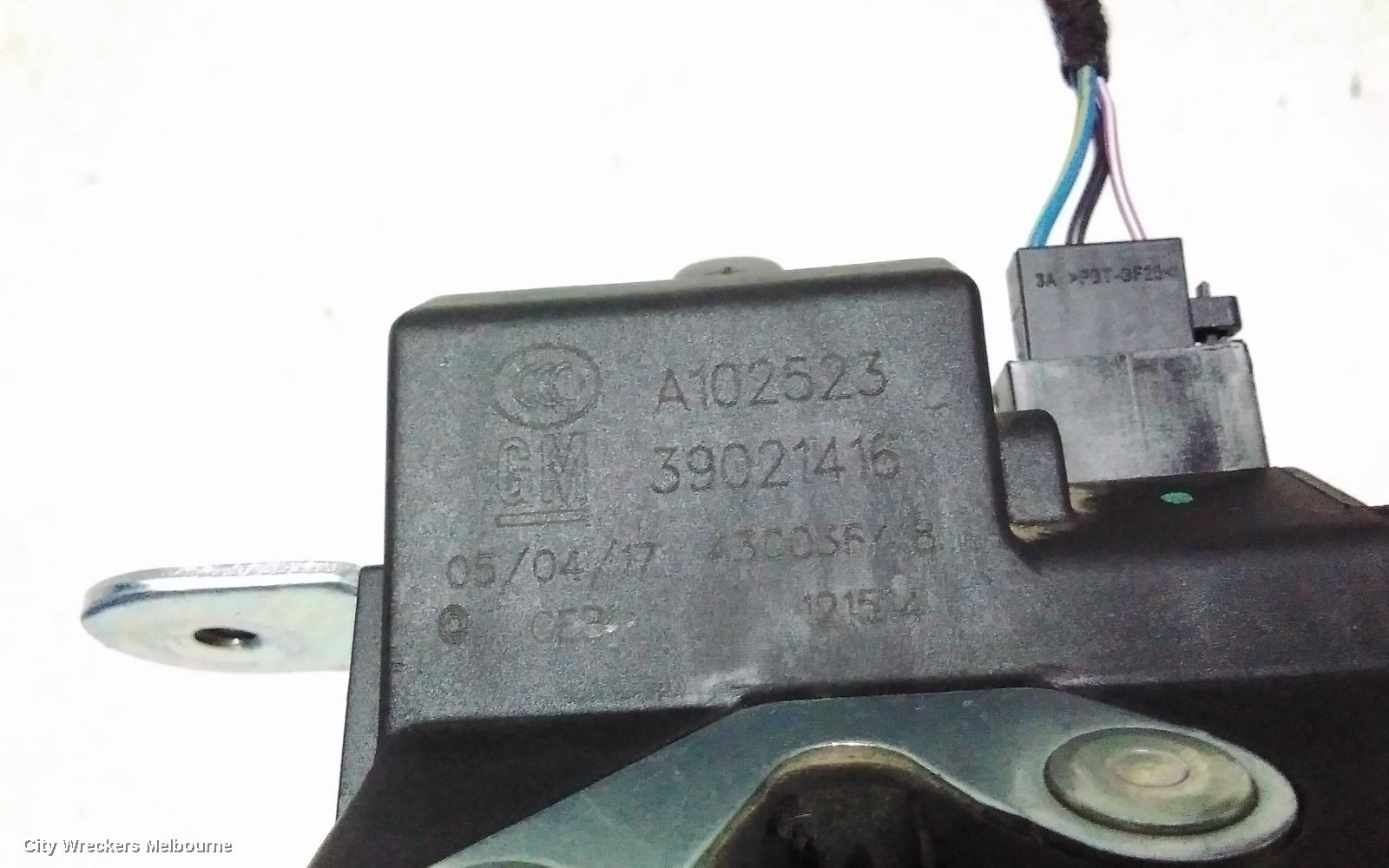 HOLDEN ASTRA DOOR/BOOT/GATE LOCK, TAILGATE LOCK, BK, 5DR HATCH, 09/2016 ONWARDS - Image 3