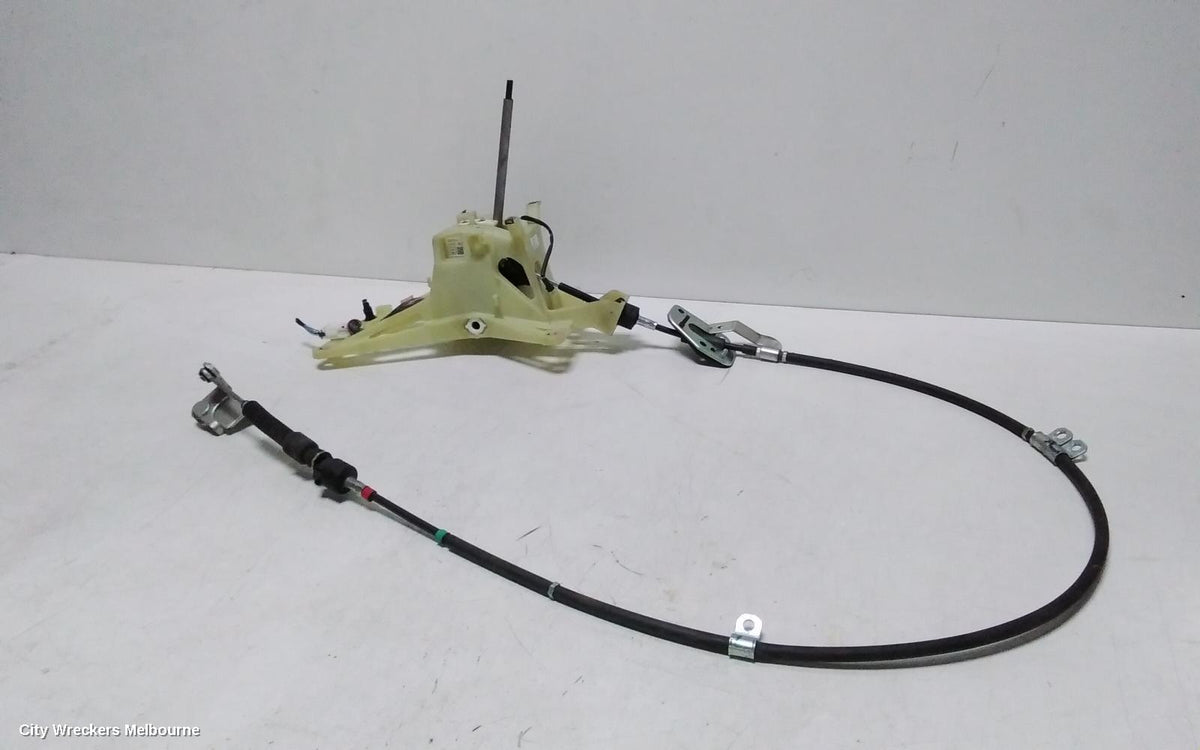 MITSUBISHI PAJERO GEAR STICK/SHIFTER, AUTO T/M, 2.4, DIESEL, PAJERO SPORT, QE, 10/2015 ONWARDS - Image 2