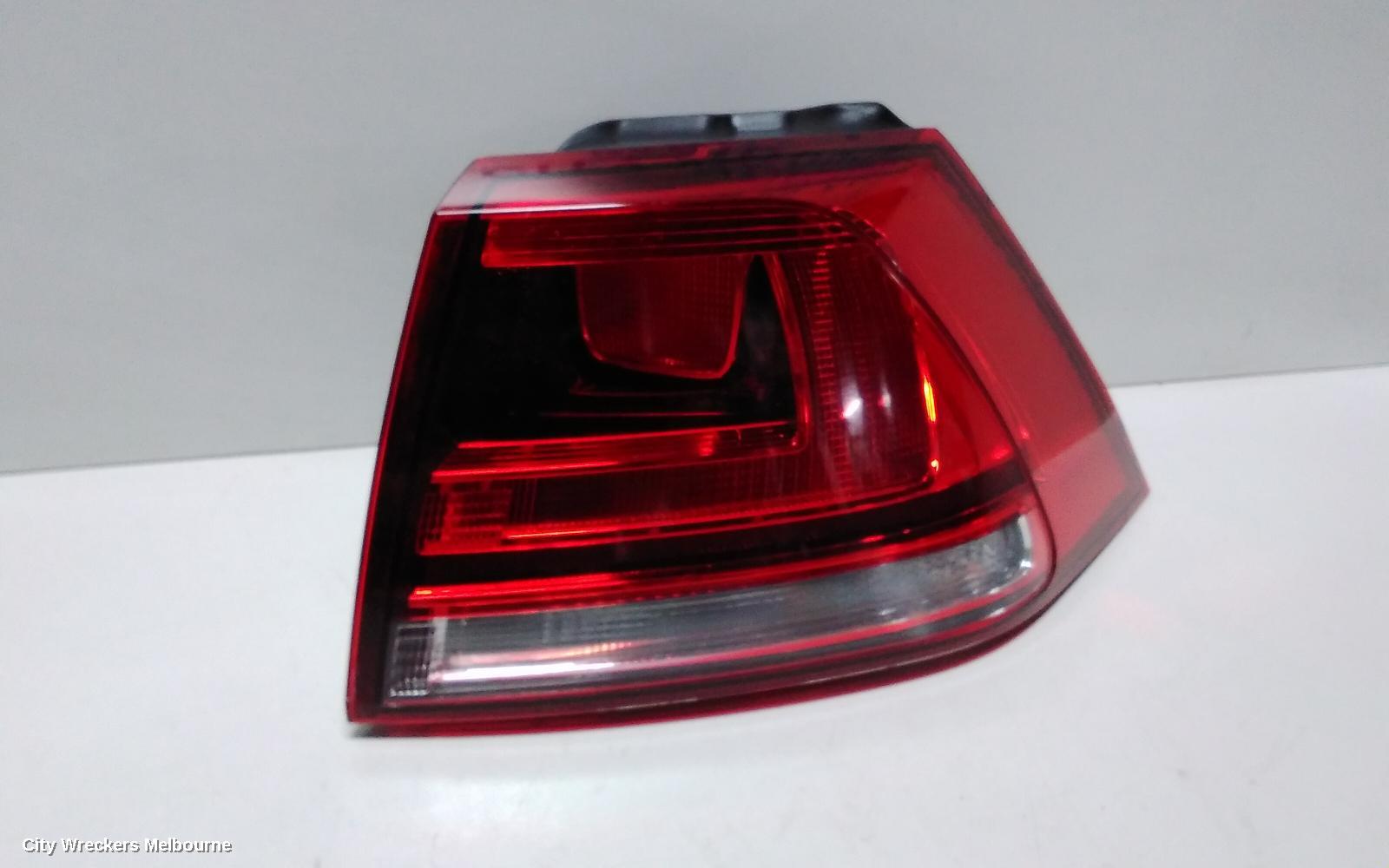 VOLKSWAGEN GOLF RIGHT TAILLIGHT, GEN 7, HATCH, STANDARD, NON LED TYPE, 03/2013 - 03/2017 - Image 3