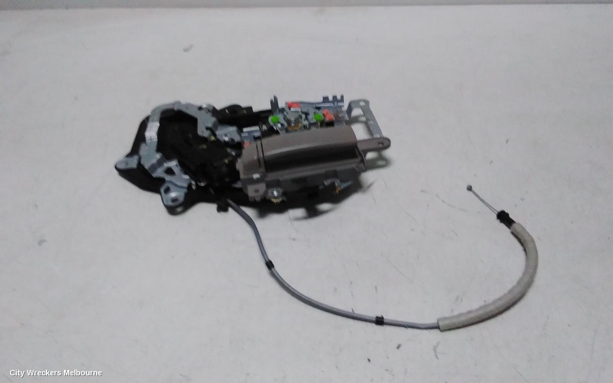 KIA CARNIVAL/GRAND CARNIVAL DOOR/BOOT/GATE LOCK, LEFT REAR DOOR LOCK-REAR, MANUAL SLIDE DOOR TYPE, YP, 12/2014 - 10/2020 - Image 1