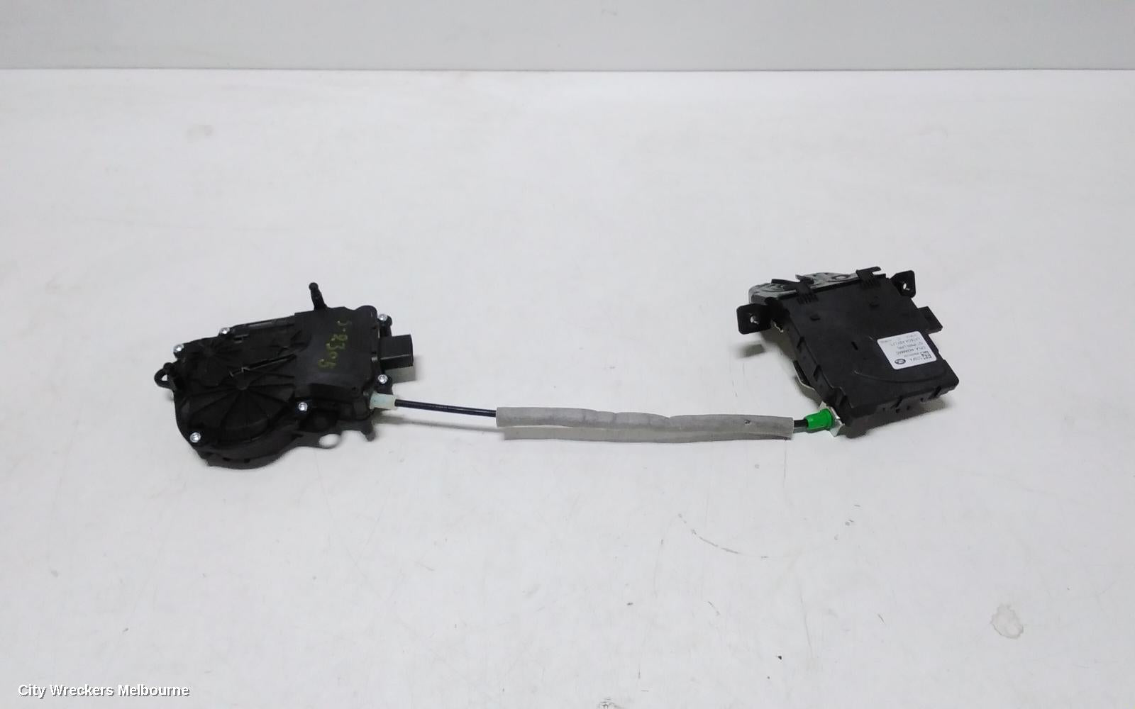 LAND ROVER RANGEROVER SPORT DOOR/BOOT/GATE LOCK, TAILGATE LOCK, L494, 06/2013 - 04/2022 - Image 1