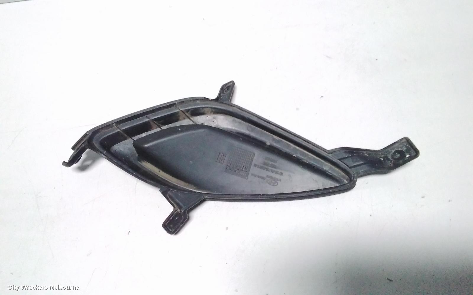 HYUNDAI ELANTRA RIGHT INDICATOR/FOG/SIDE, BUMPER FOGLAMP COVER, MD, 03/2011 - 11/2015 - Image 3