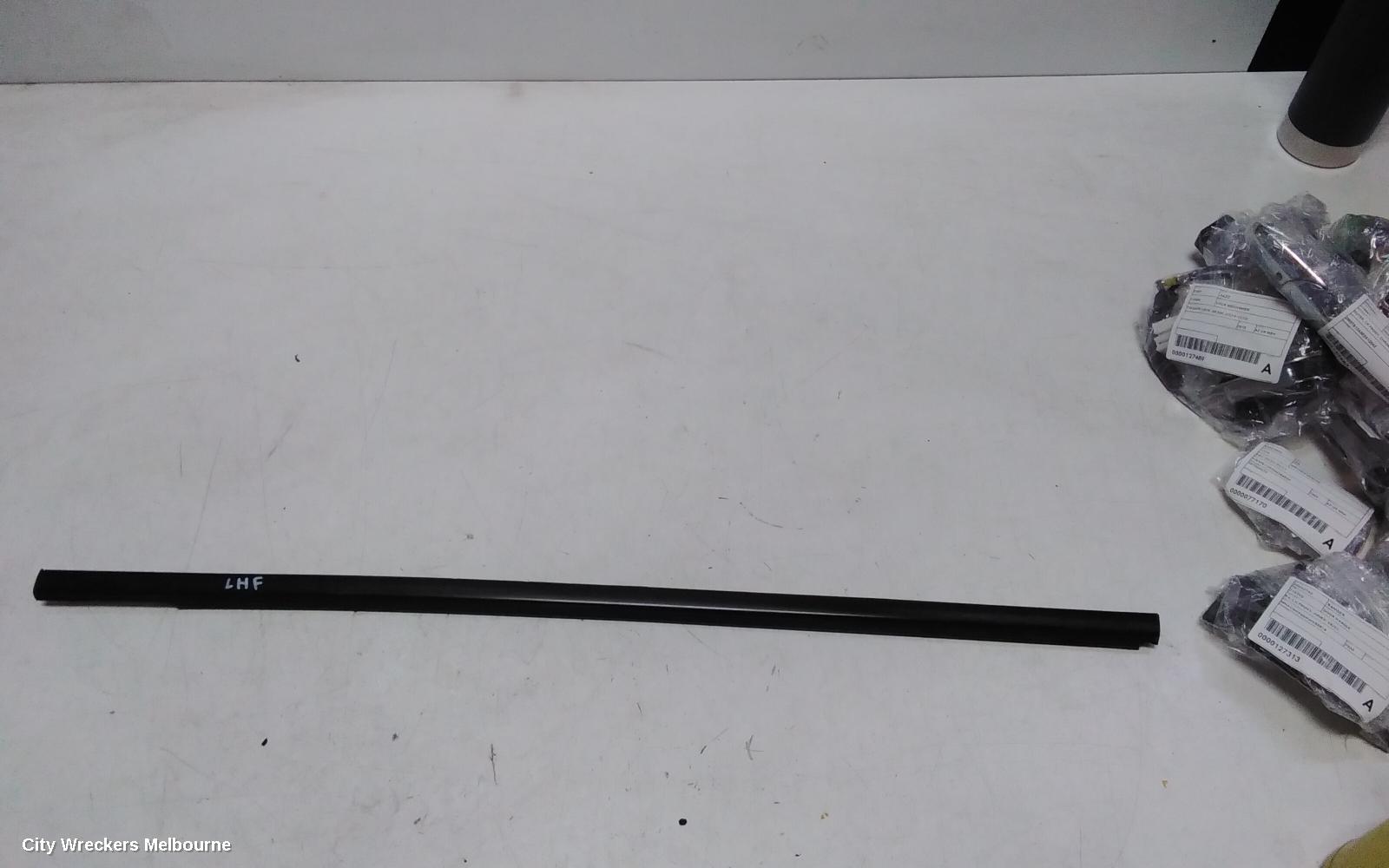 FORD RANGER DOOR MOULD, LHF MOULD ON THE WINDSCREEN: 127315, RA, LH FRONT, FRAME TAPE, 05/2022 ONWARDS - Image 1