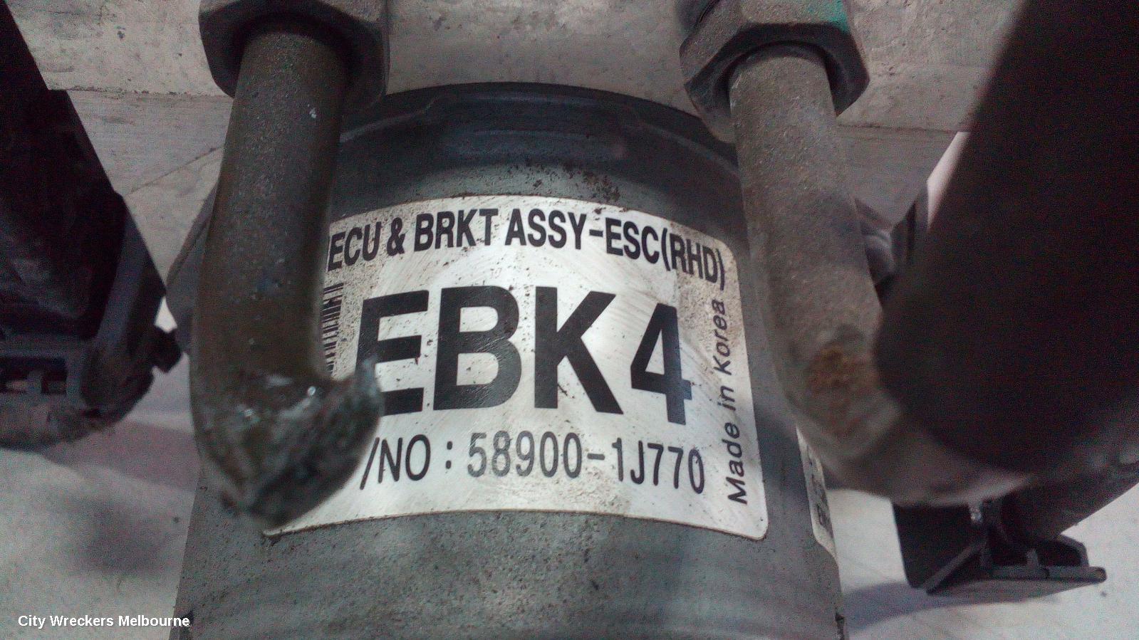 HYUNDAI I20 ABS PUMP/MODULATOR, PB, 04/2010 - 12/2015 - Image 1
