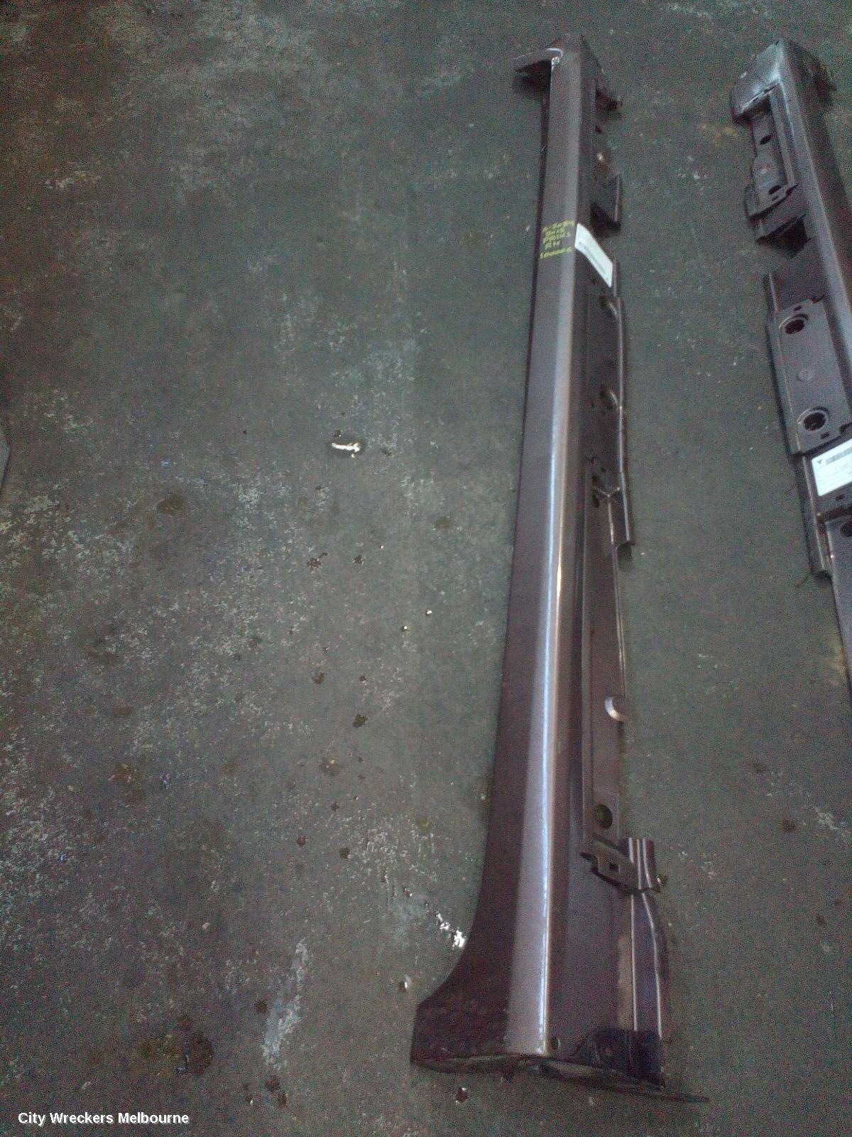 TOYOTA PRIUS SIDE STEP/SKIRT, ZVW40R, PRIUS V, 05/2012 - 11/2022 - Image 1