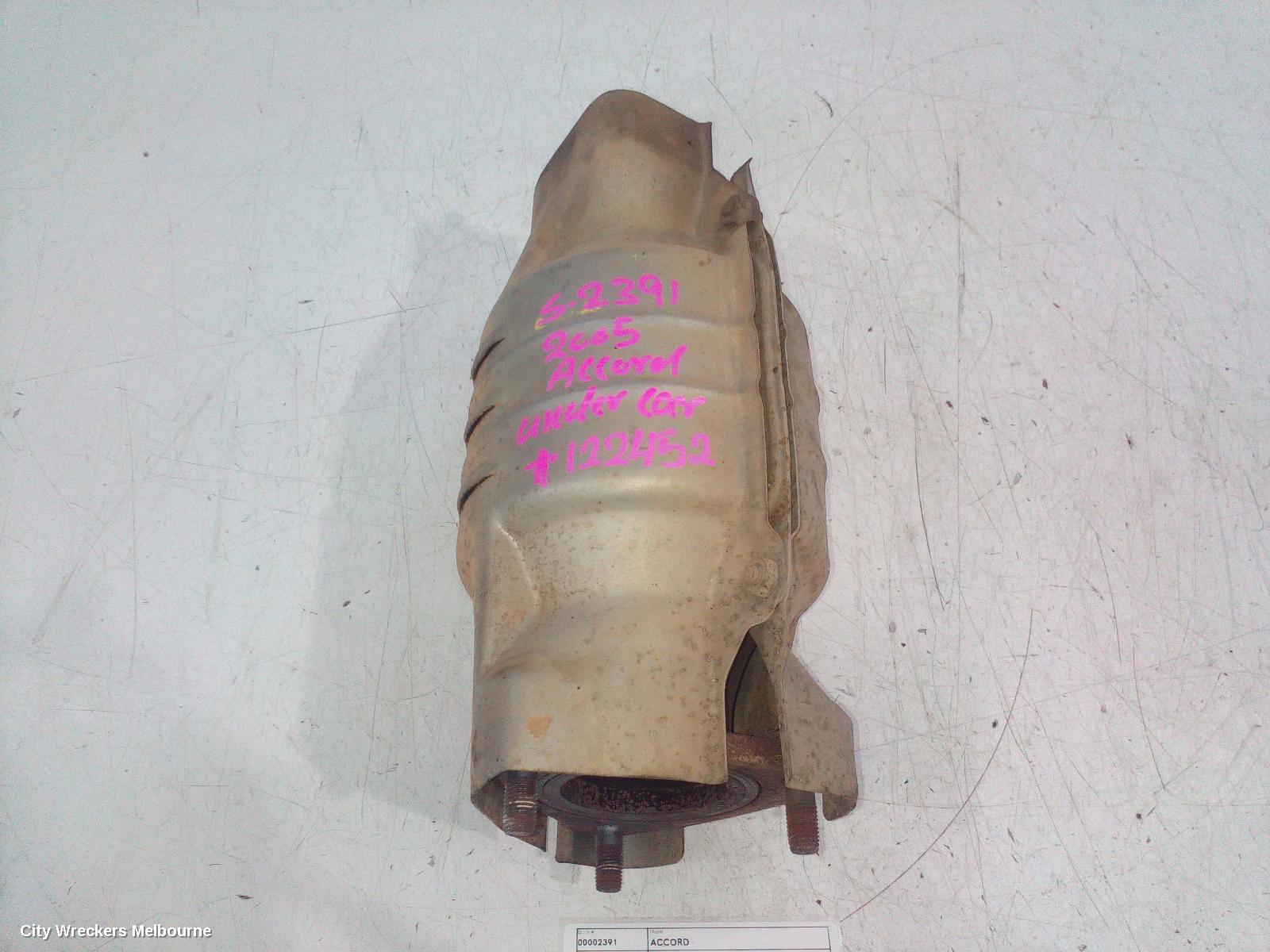 HONDA ACCORD CATALYTIC CONVERTER, UNDER CAR-CAT TYPE, 3.0, J30A4, PETROL, 7TH GEN, CM (VIN MRHCM), 09/2003 - 10/2007 - Image 2