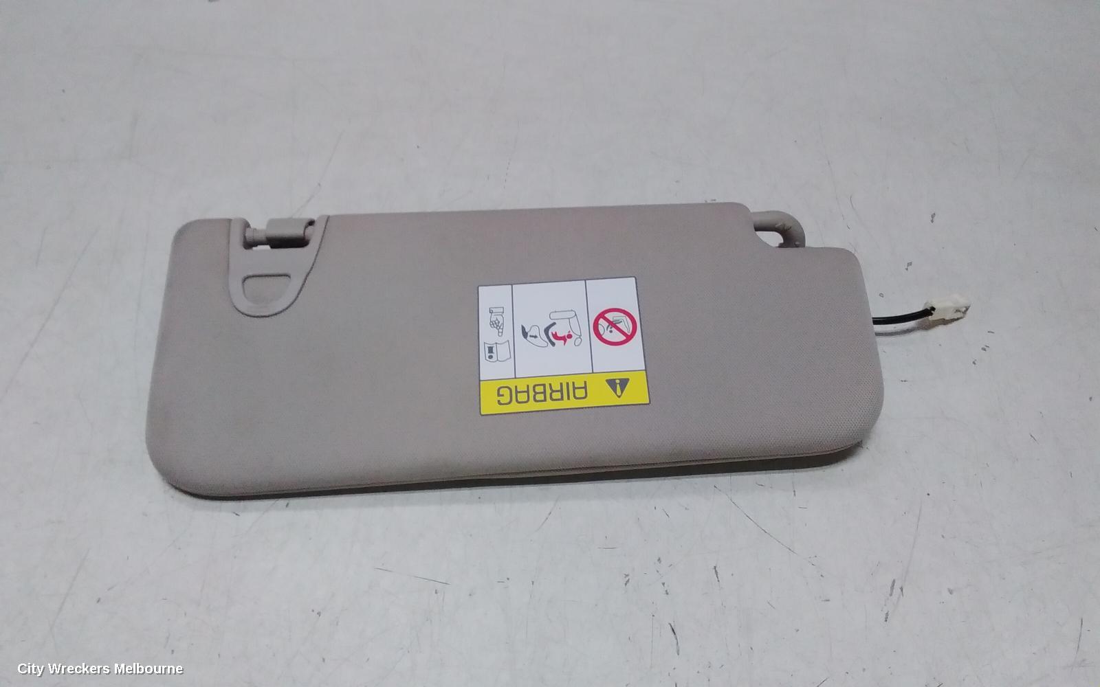 MAHINDRA XUV700 SUNVISOR, W601, 01/2023 ONWARDS - Image 3