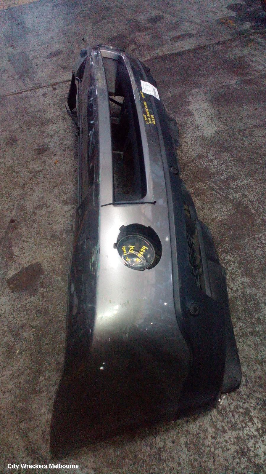 LAND ROVER RANGEROVER SPORT FRONT BUMPER, BUMPER BAR, 2.7/4.4, W/ PARK SENSORS, L320, 08/2005 - 09/2009 - Image 3