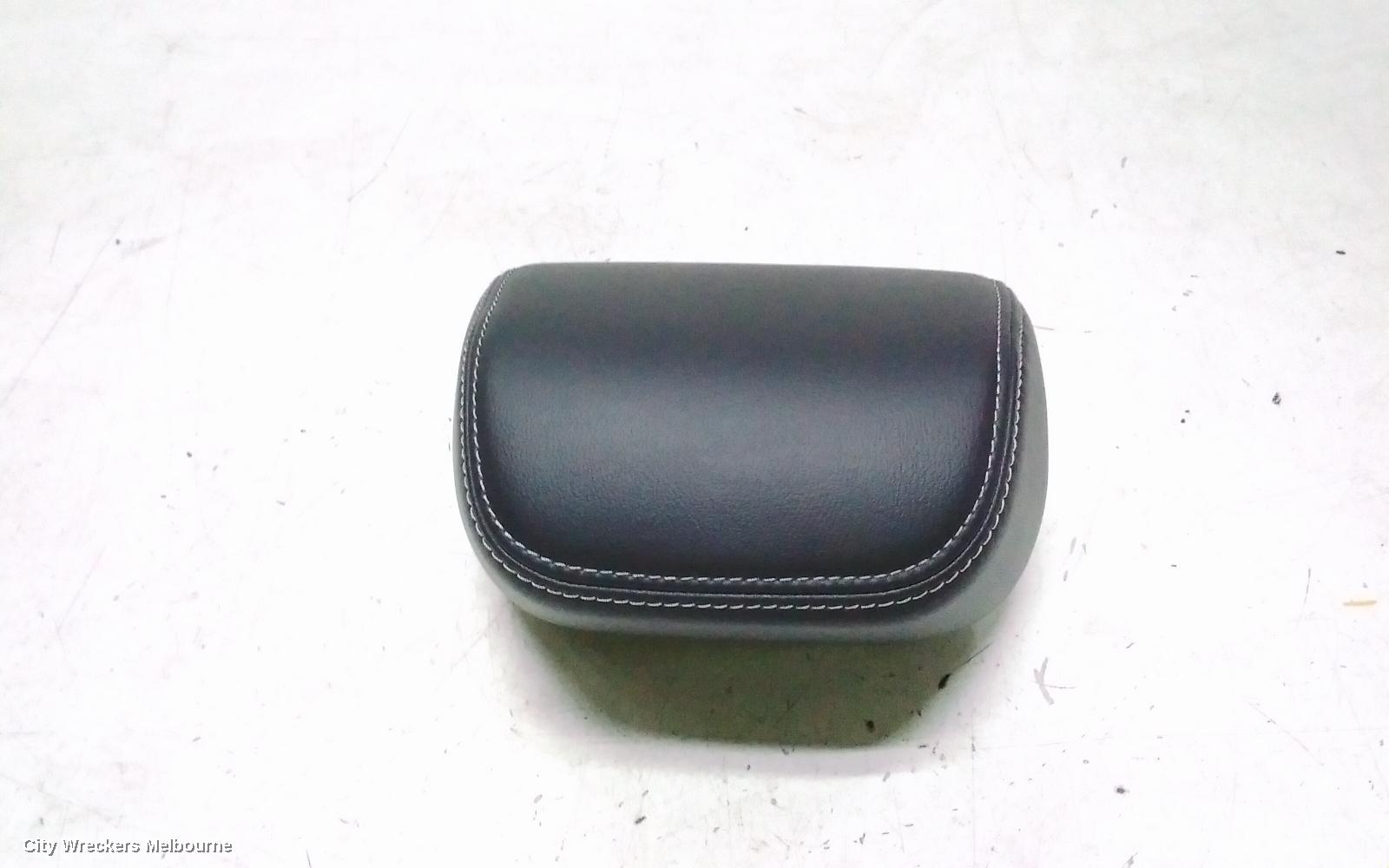 TOYOTA C-HR HEADREST, GEN 1, LH REAR, 12/2016 - 09/2023 - Image 3