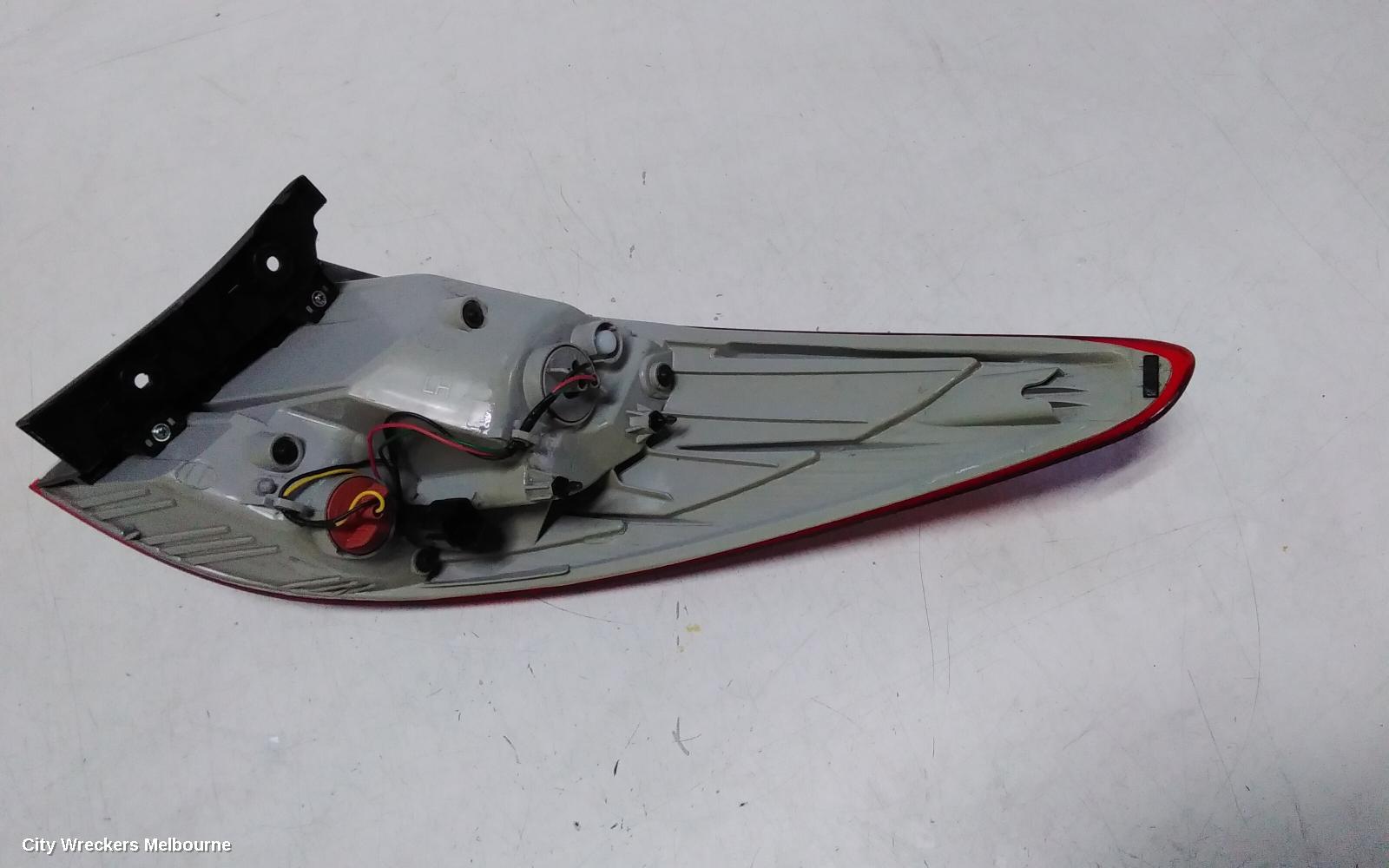 HYUNDAI IX35 LEFT TAILLIGHT, LM SERIES (VIN KMHJ), IN BODY, 11/2009 - 01/2016 - Image 1