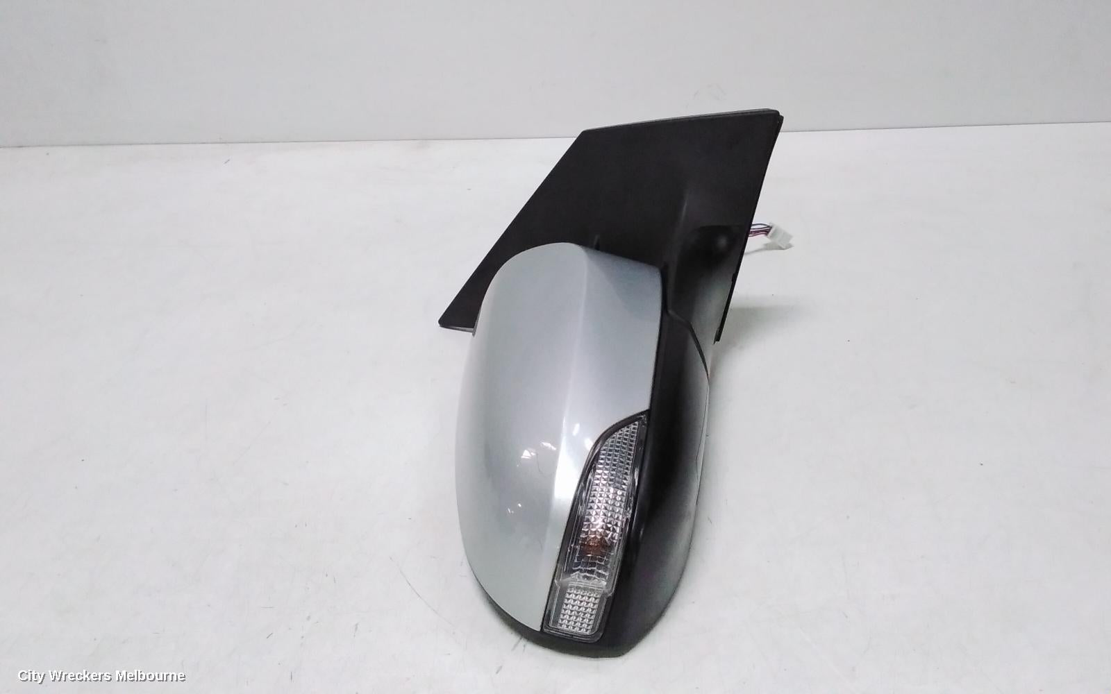 TOYOTA COROLLA RIGHT DOOR MIRROR, ZRE172R, SEDAN, 7 PIN PLUG TYPE, 12/2013 - 06/2019 - Image 3