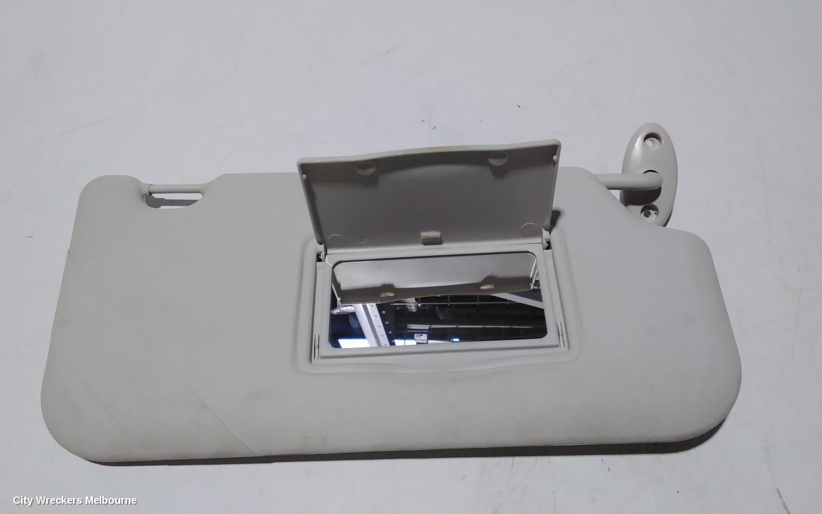 FORD FOCUS SUNVISOR, LW, RH SIDE, 05/2011 - 08/2015 - Image 2
