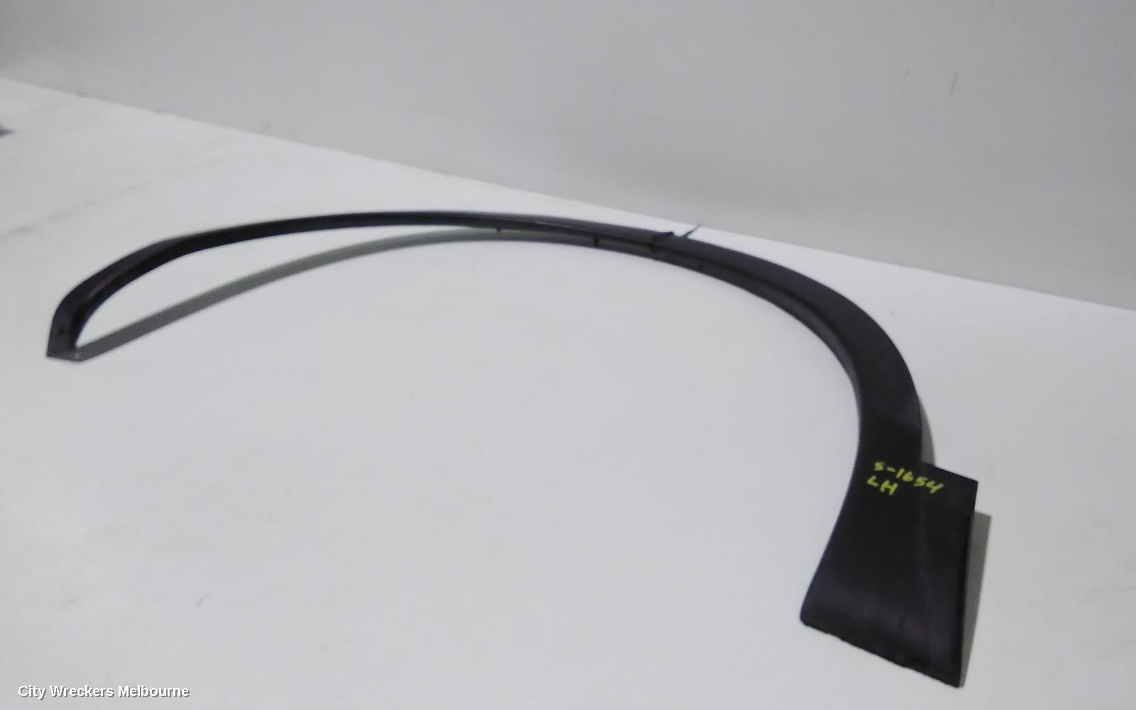 NISSAN DUALIS WHEEL ARCH FLARE, LH FRONT, J10, 10/2007 - 05/2014 - Image 2