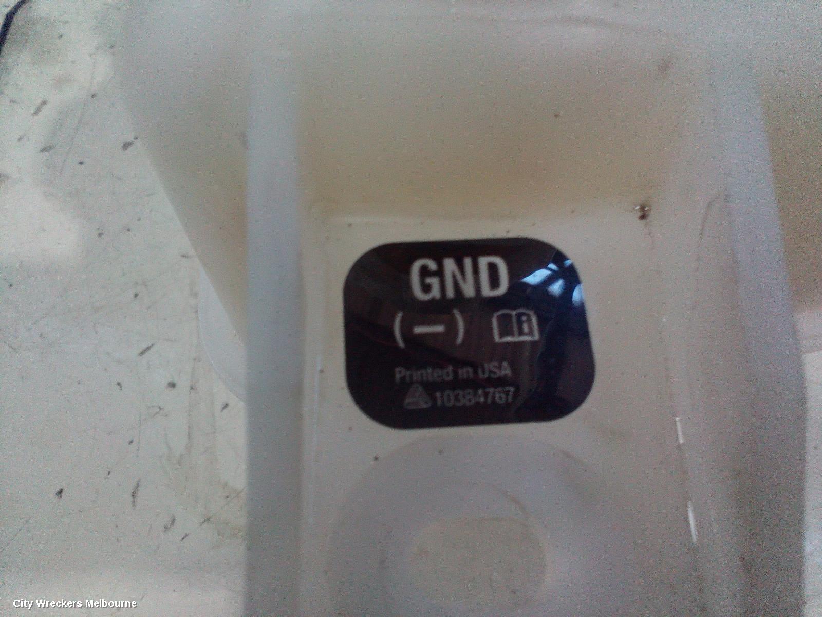 HOLDEN CAPTIVA OVERFLOW BOTTLE, CG, DIESEL/PETROL, 02/2011 - 06/2018 - Image 1
