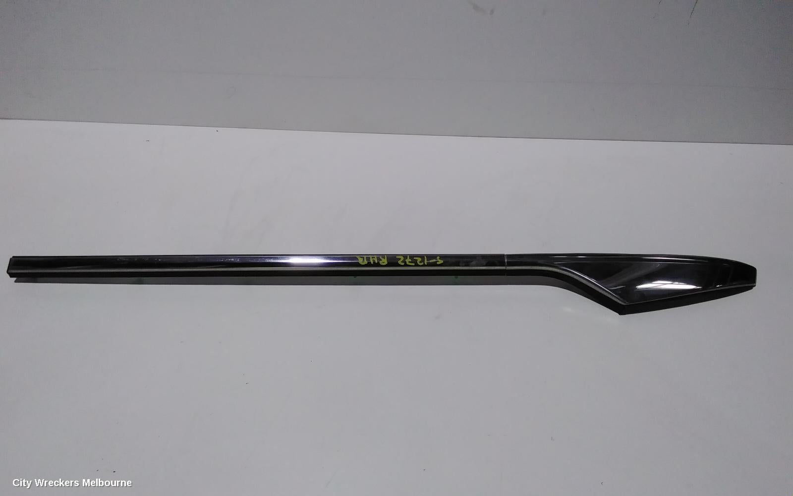 HONDA ODYSSEY DOOR MOULD, RHR CHROME MOULD: 86625, RC1, 02/2014 - 03/2022 - Image 3