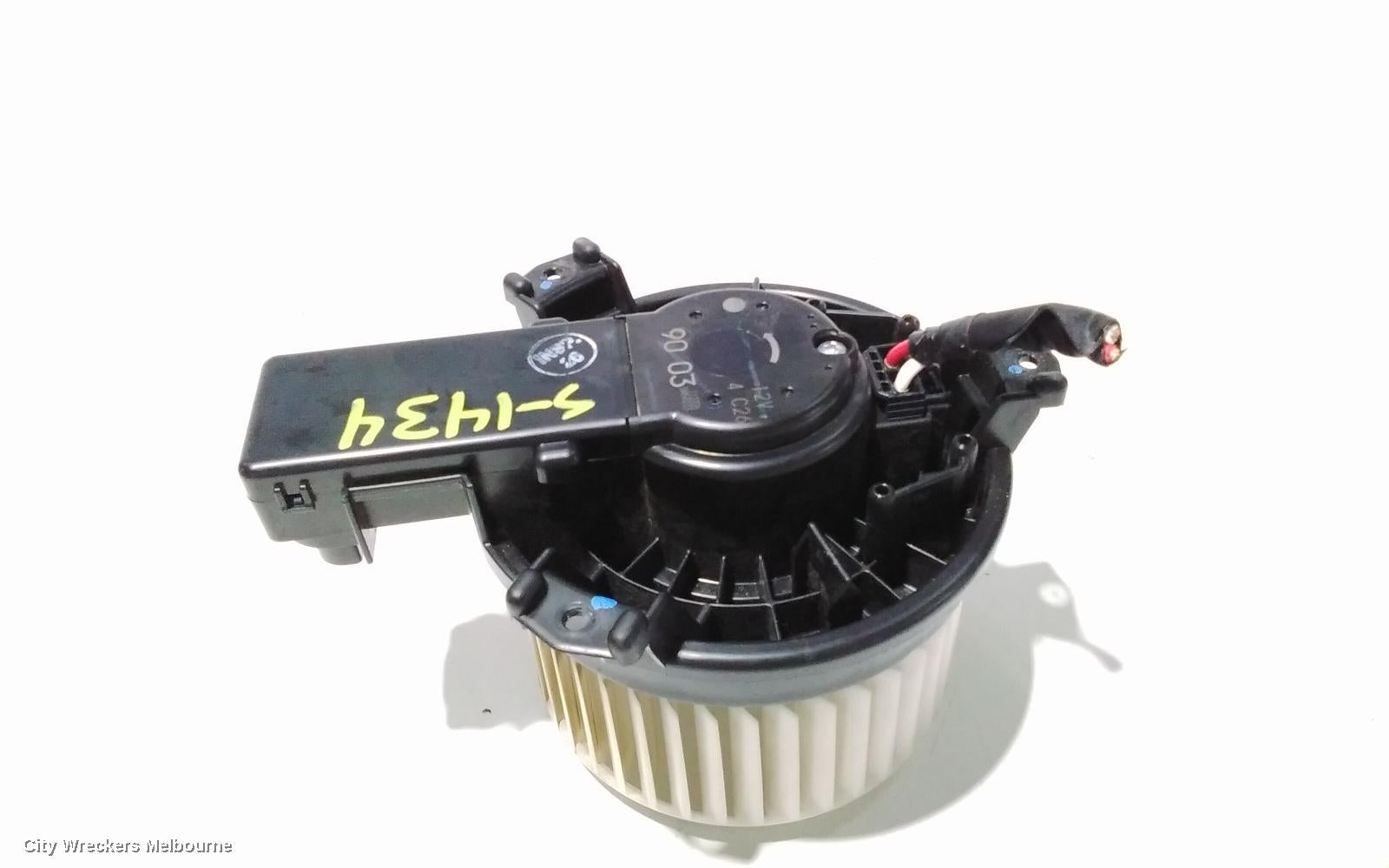 TOYOTA HILUX HEATER FAN MOTOR, 09/2015 ONWARDS - Image 1