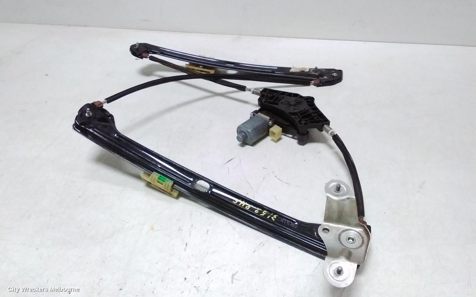 VOLKSWAGEN GOLF RIGHT FRONT WINDOW REG/MOTOR, GEN 7, 5DR HATCH, DOOR REG ASSY (REG AND MOTOR), 11/2012 - 08/2020 - Image 3