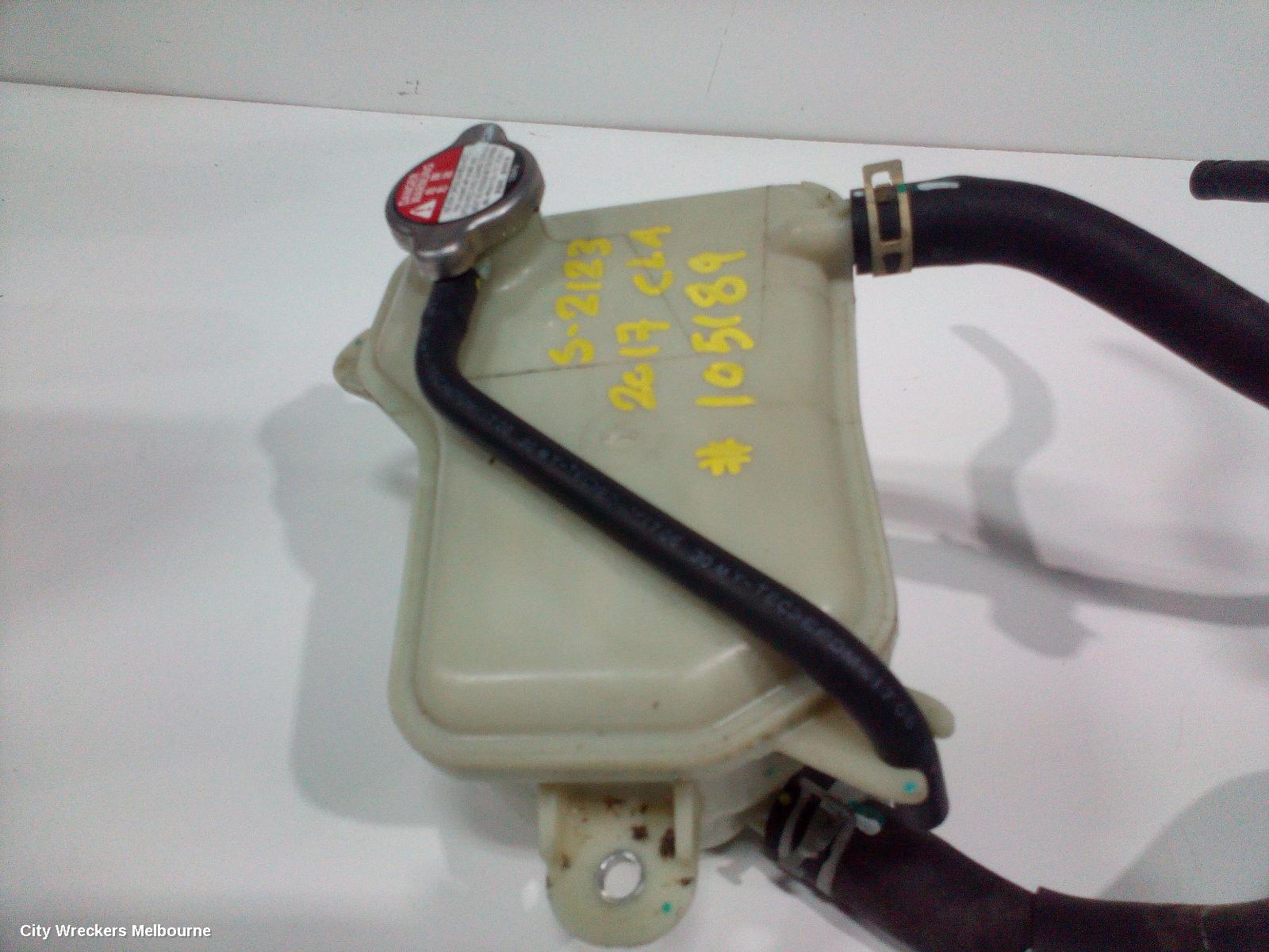 MERCEDES CLA CLASS OVERFLOW BOTTLE, C117/X117, 10/2013 - 02/2019 - Image 3