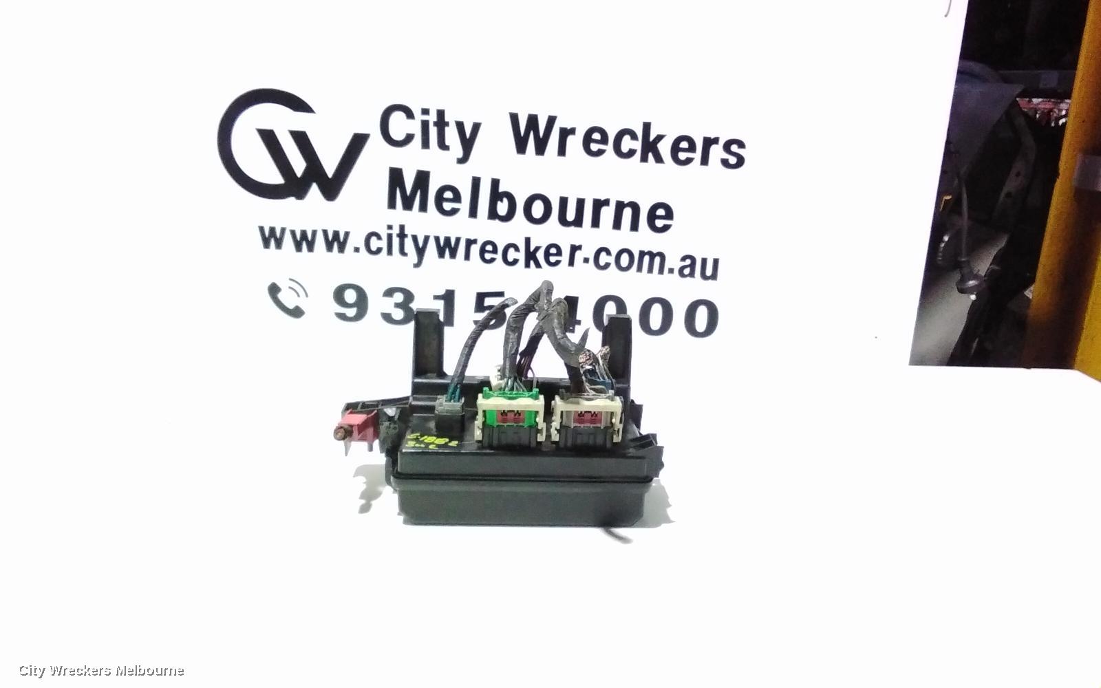 CHRYSLER 300C FUSE BOX, ENGINE BAY, DIESEL, 11/2005 - 12/2011 - Image 1