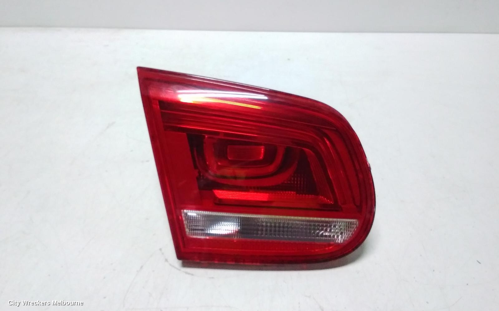 VOLKSWAGEN EOS REAR GARNISH, BOOTLID LAMP (LH SIDE), 1F, 03/2011 - 12/2014 - Image 1