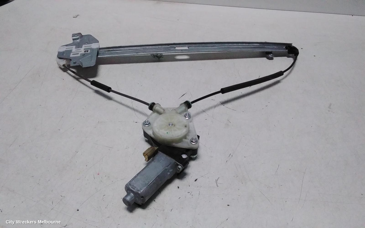 HYUNDAI ILOAD/IMAX LEFT FRONT WINDOW REG/MOTOR, TQ, DOOR REG ASSY (REG AND MOTOR), 11/2007 - 03/2021 - Image 3
