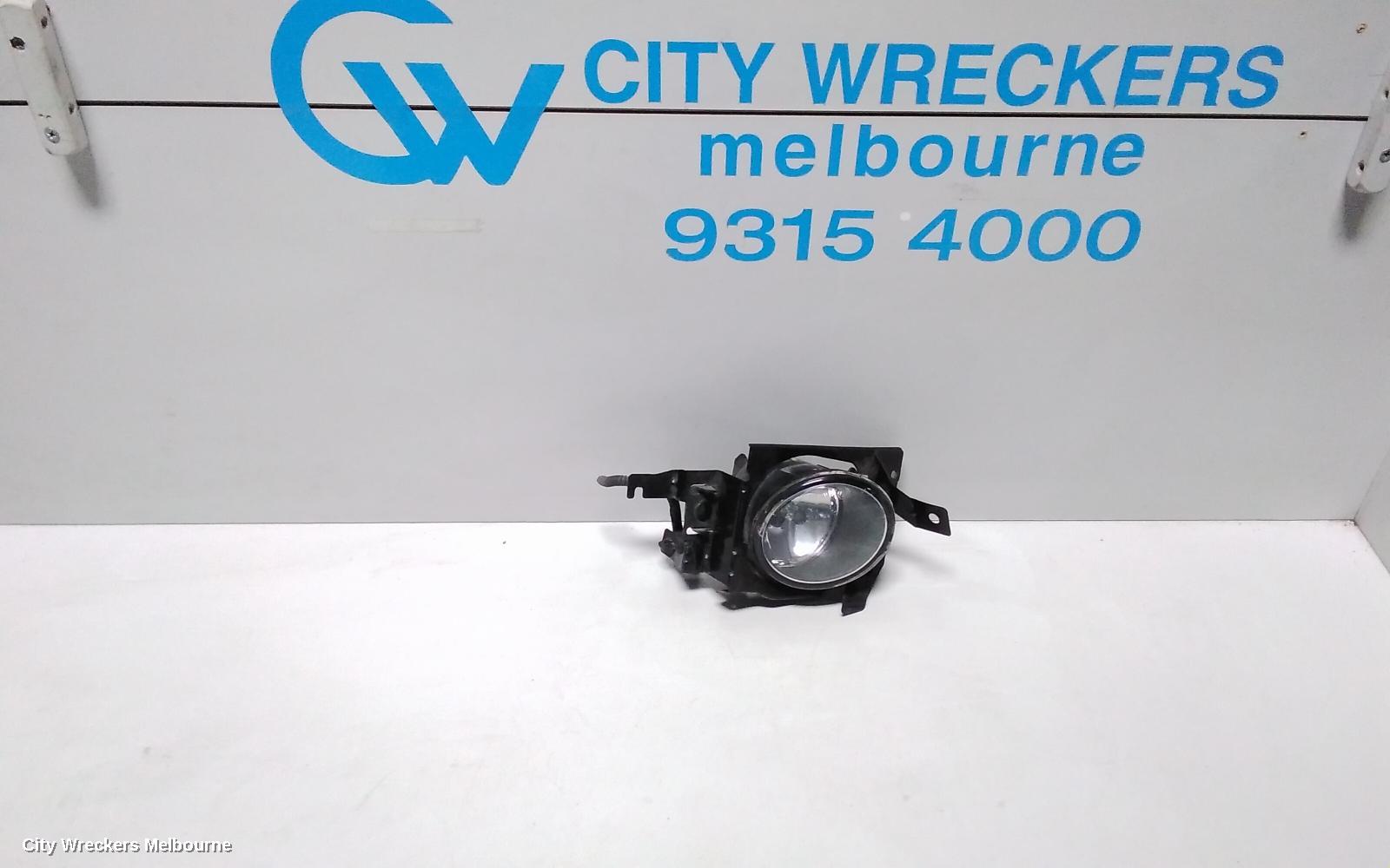 NISSAN MAXIMA RIGHT INDICATOR/FOG/SIDE, BUMPER FOGLAMP, J32, 05/2010 - 09/2014 - Image 1