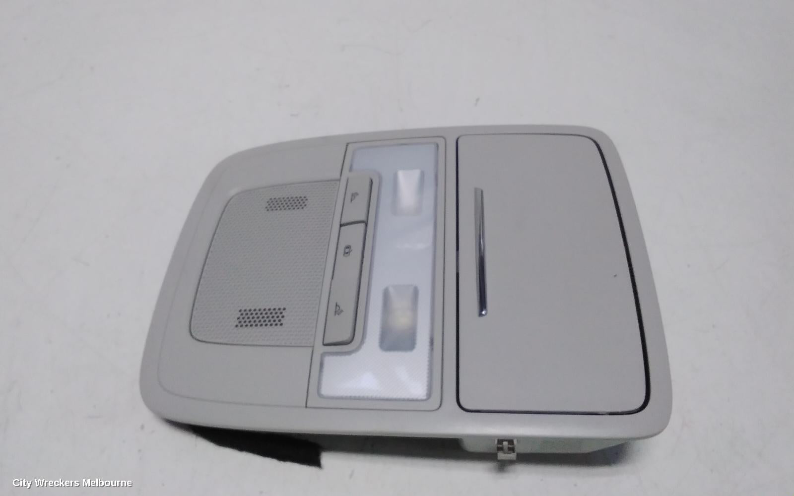 MG HS COURTESY LIGHT, SAS23, 08/2019 - 12/2024 - Image 2