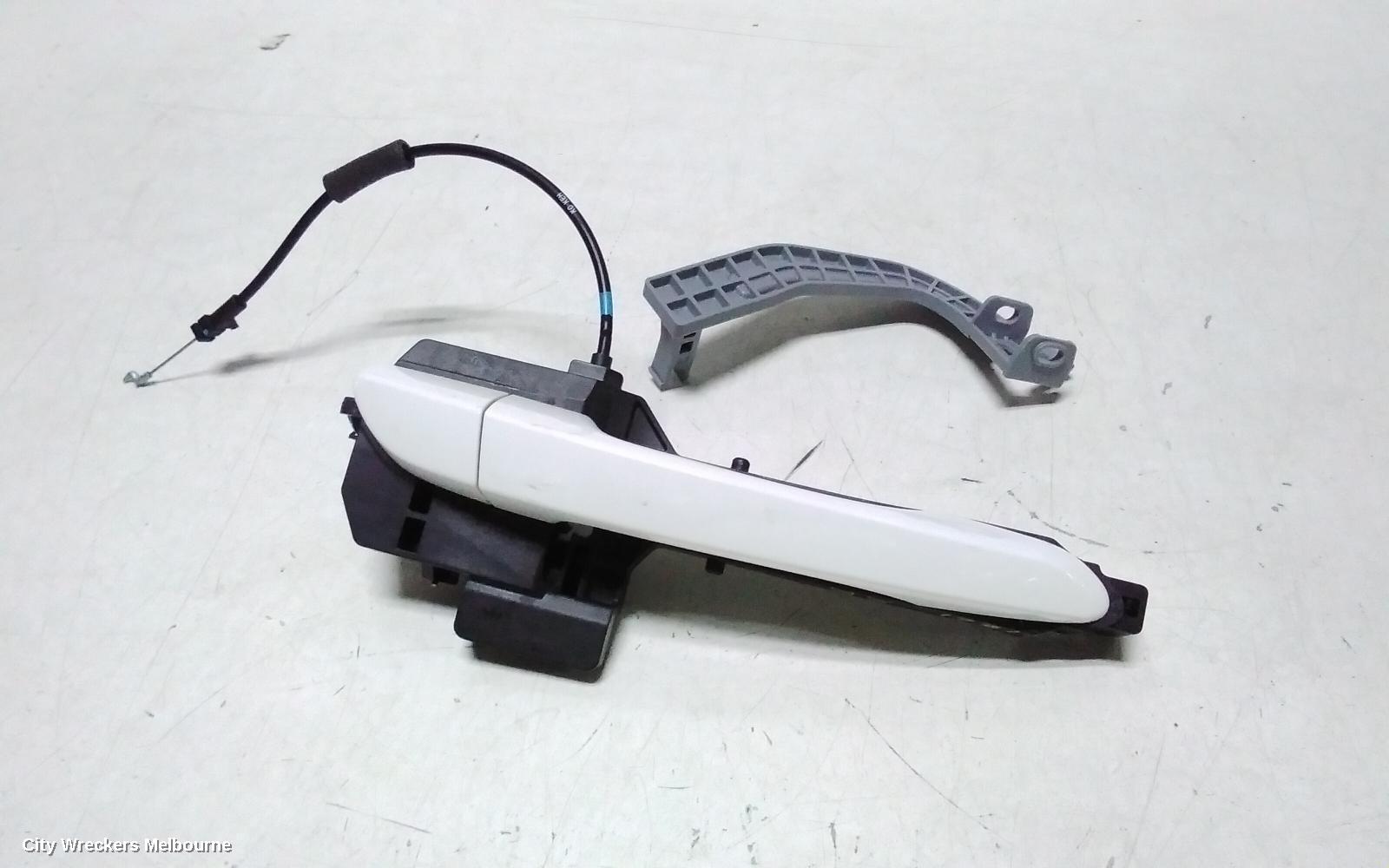 HYUNDAI TUCSON DOOR HANDLE, OUTER, RH REAR, COLOUR CODED, TL, 06/2015 - 01/2021 - Image 2