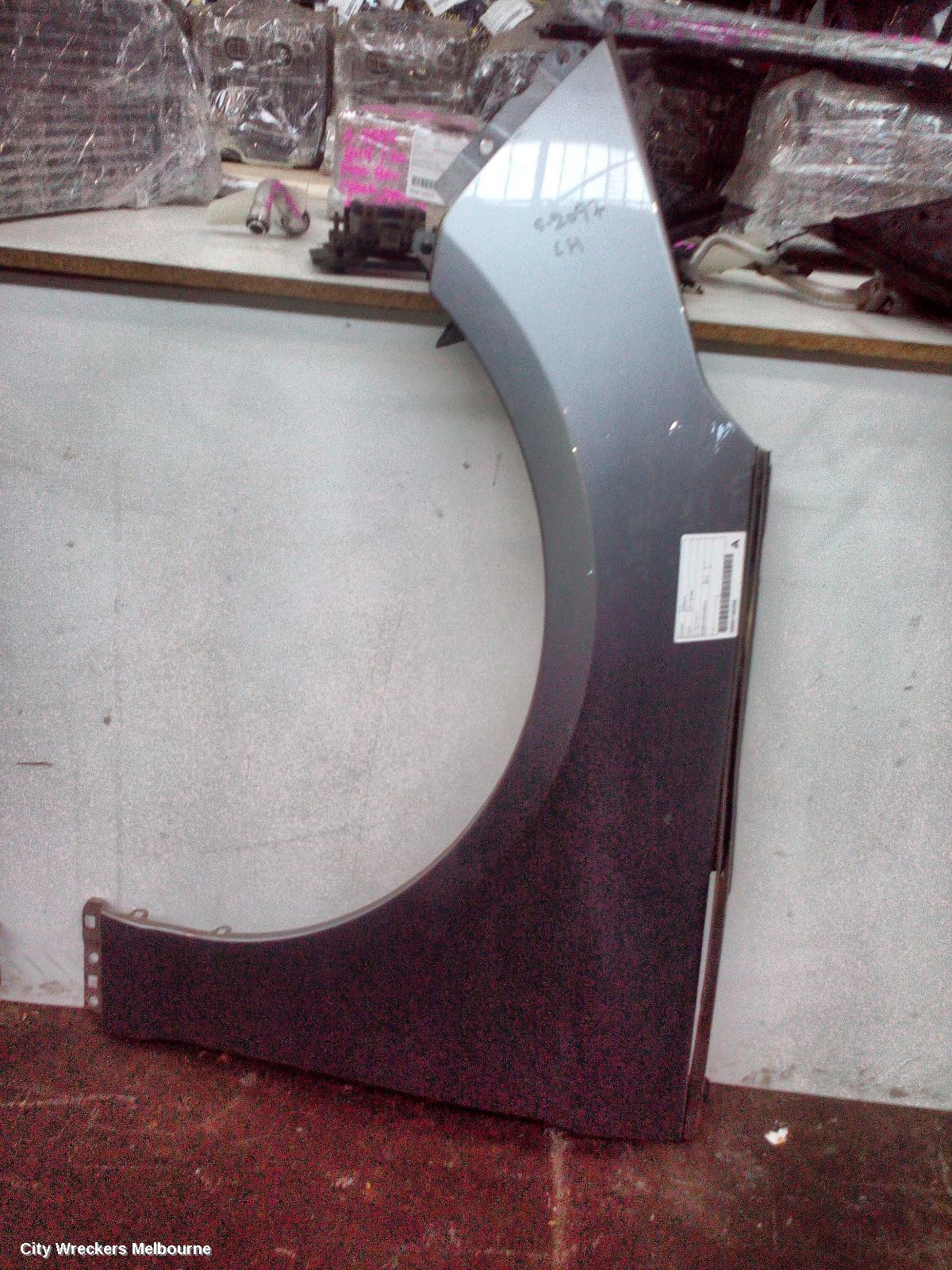 HYUNDAI SONATA LEFT GUARD, LF, 10/2014 - 07/2017 - Image 1