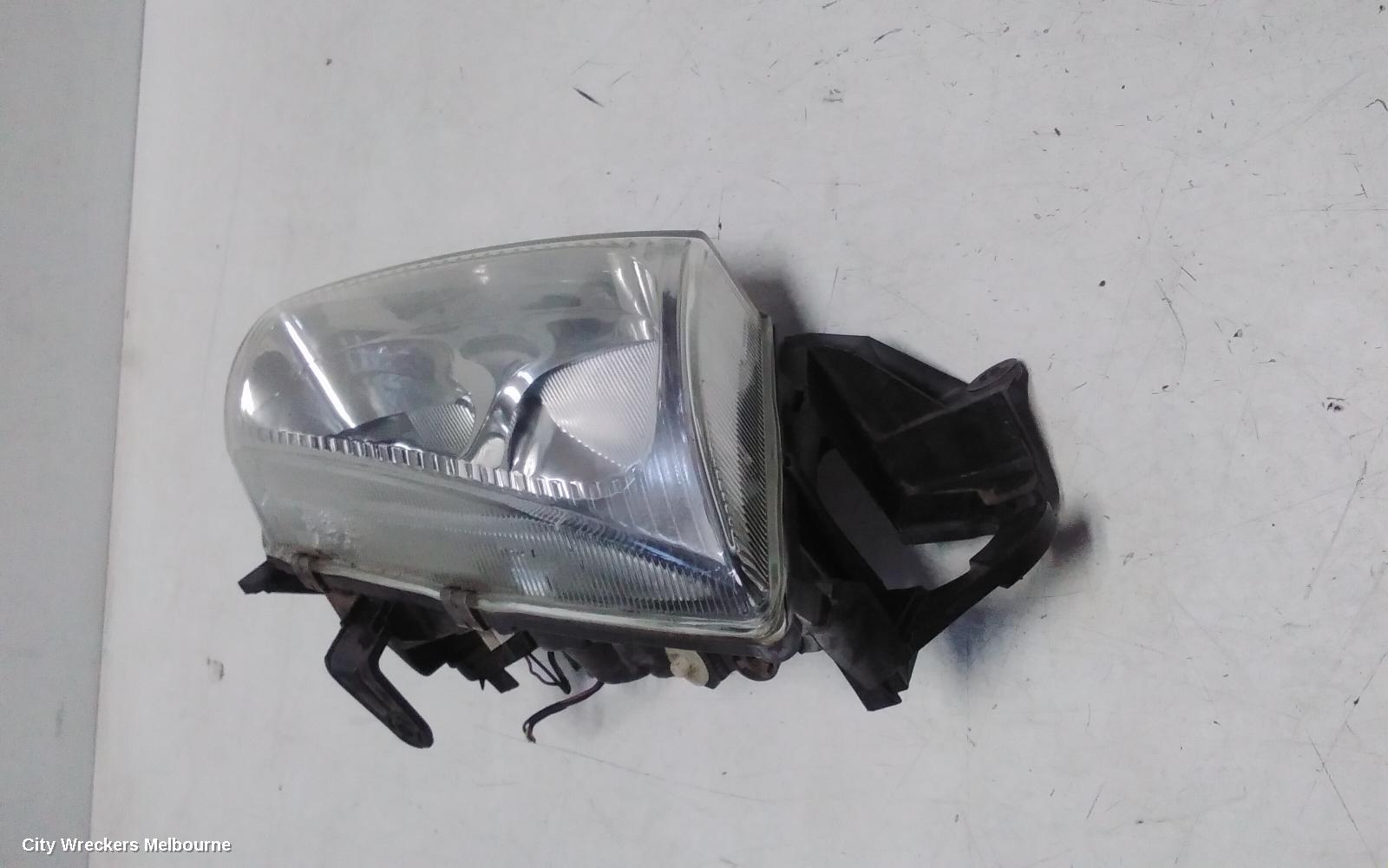 NISSAN PULSAR RIGHT HEADLAMP, N16, HATCH, SEPARATE H/LAMP + C/LIGHT, 06/2001 - 07/2003 - Image 3