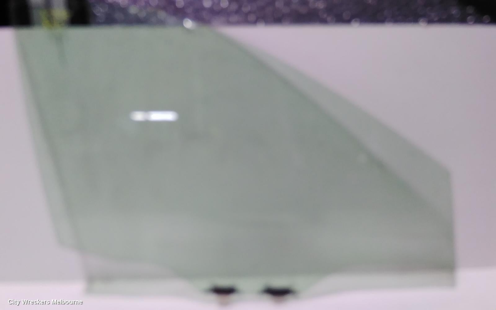 HOLDEN COLORADO RIGHT FRONT DOOR WINDOW, RG, 06/2012 - 12/2020 - Image 1