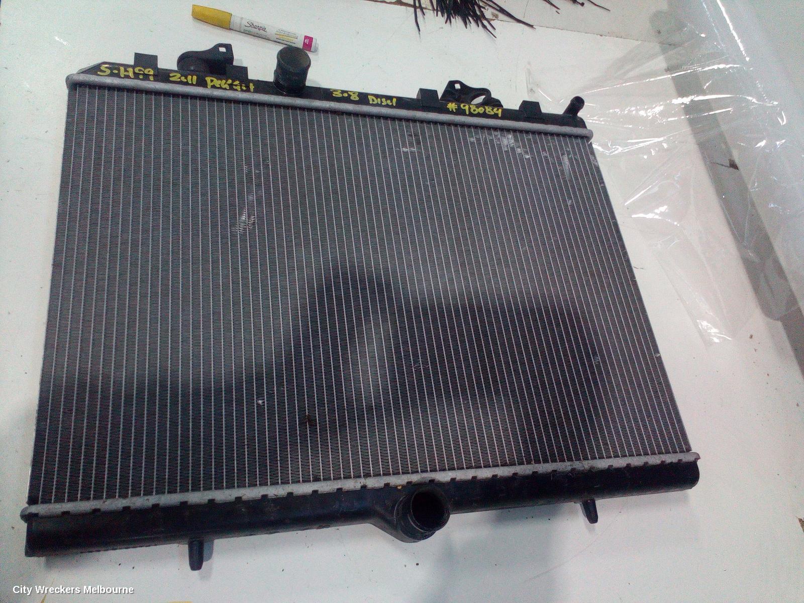 PEUGEOT 308 RADIATOR, AUTO, DIESEL, T7, 09/2007 - 09/2014 - Image 2
