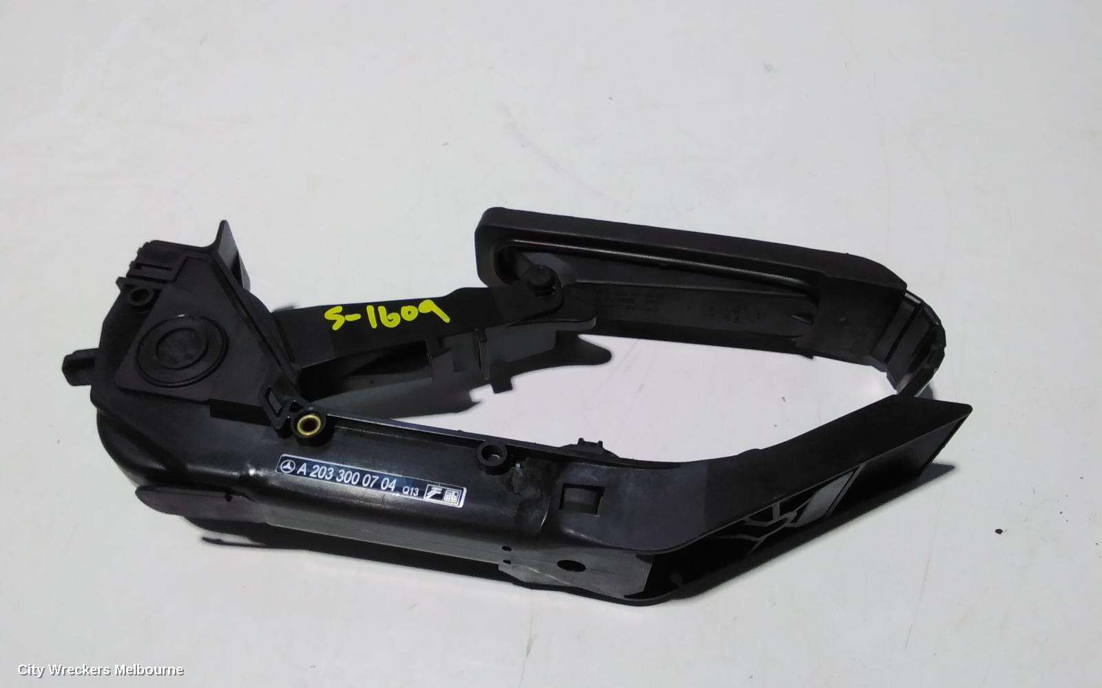 MERCEDES CLC CLASS PEDAL ASSEMBLY, CL203 08/2008 - 03/2011 - Image 3