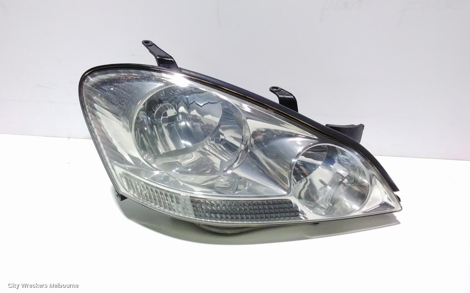 TOYOTA AVENSIS RIGHT HEADLAMP, ACM20R, 12/2001 - 11/2003 - Image 2