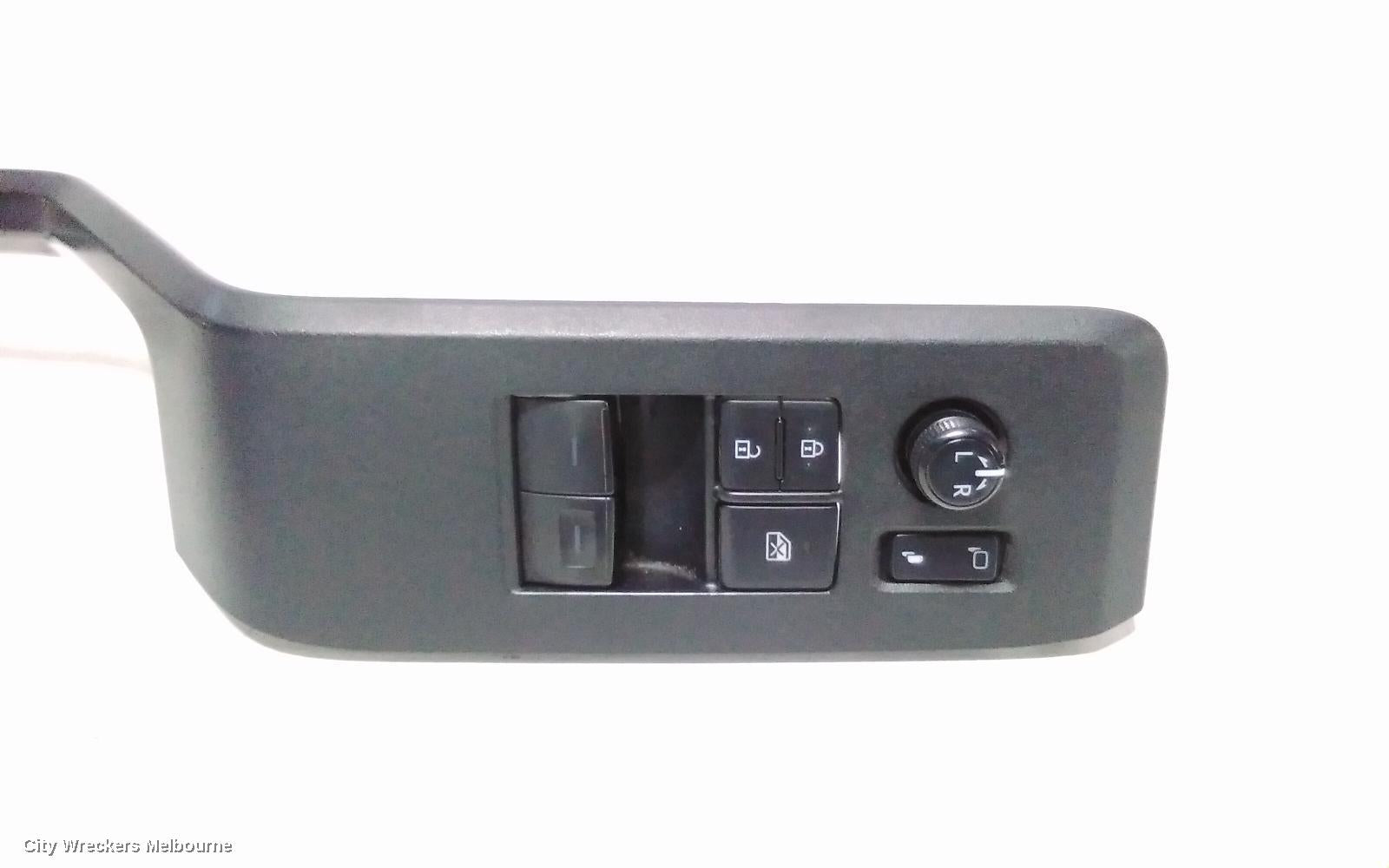 TOYOTA HIACE PWR DR WIND SWITCH, RH FRONT (MASTER SWITCH), 300 SERIES, 04/2019 ONWARDS - Image 2