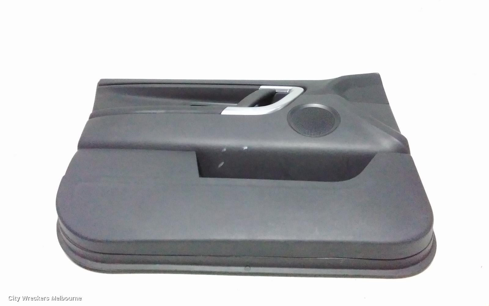 LAND ROVER DISCOVERY SPORT DOOR TRIM, LH FRONT, L550, LEATHER, BLACK, SE/HSE, 01/2015 - 06/2019 - Image 2