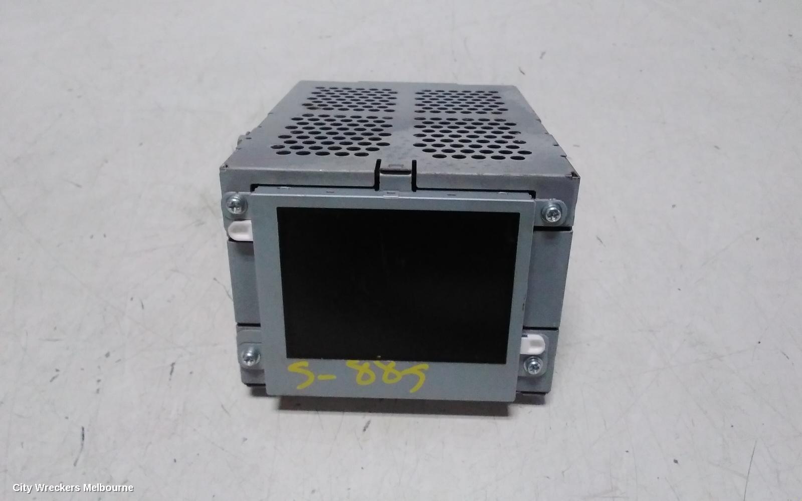 TOYOTA KLUGER RADIO/CD/DVD/SAT/TV, DVD PLAYER, GSU40-GSU45, 05/2007 - 02/2014 - Image 2