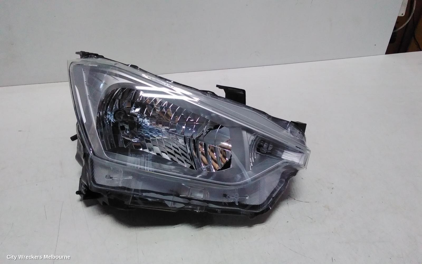 ISUZU DMAX RIGHT HEADLAMP, RG, W/ HALOGEN TYPE, 11/2023 ONWARDS - Image 1