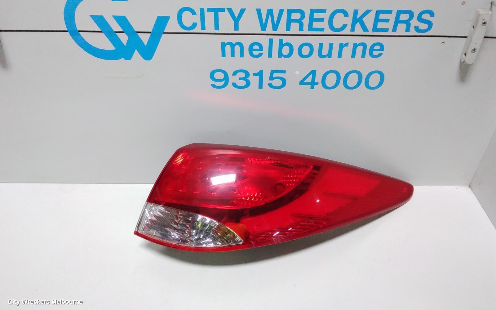 HYUNDAI IX35 RIGHT TAILLIGHT, LM SERIES (VIN TMAJ), IN BODY, 09/2013 - 01/2016 - Image 1