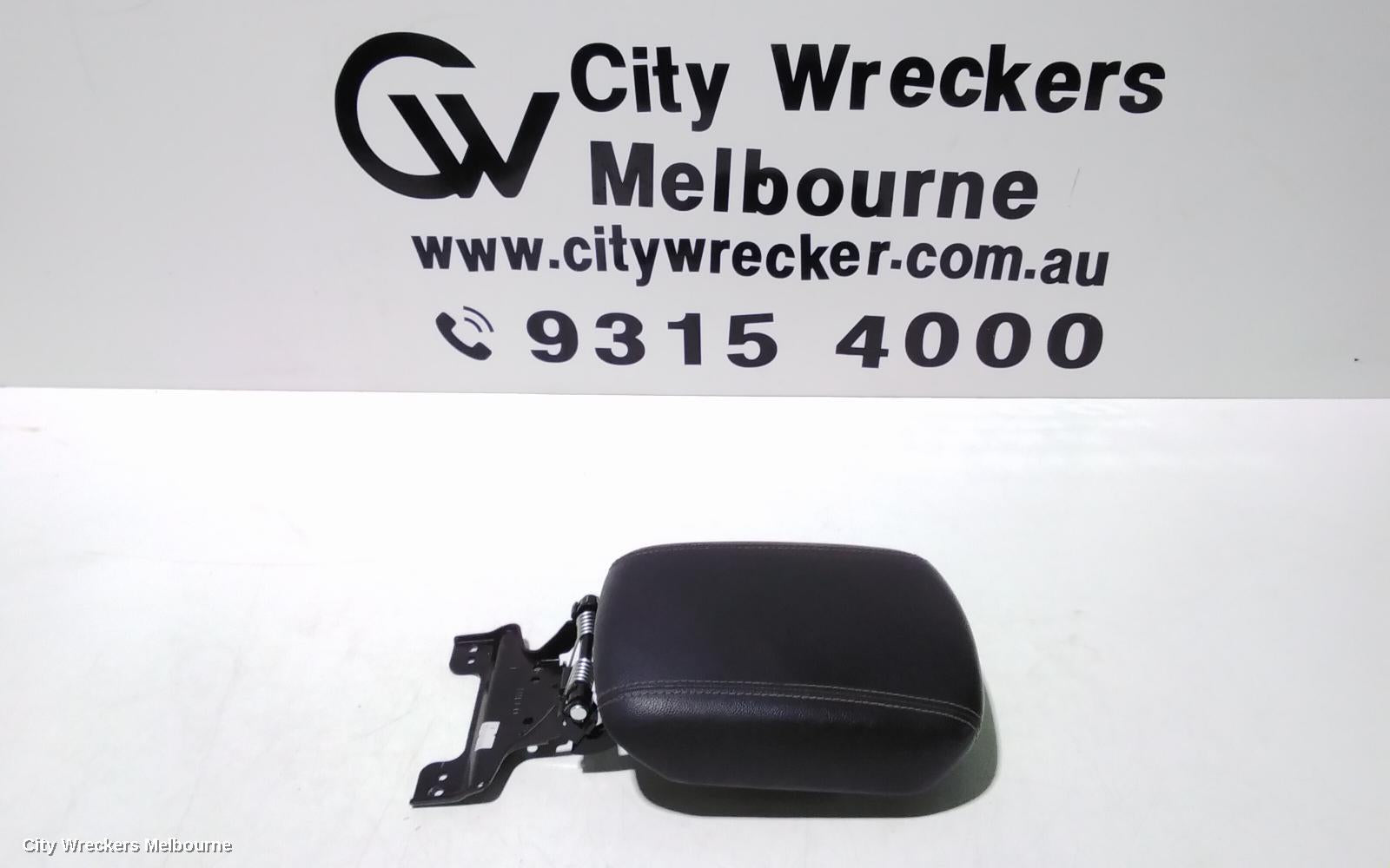 KIA SPORTAGE CONSOLE, QL, 10/2015 - 08/2021 - Image 1