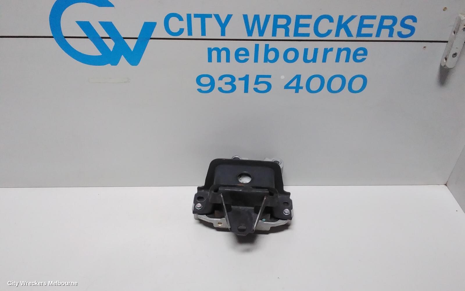 MITSUBISHI OUTLANDER MOUNT, ZK, 04/2015 - 07/2021 - Image 1
