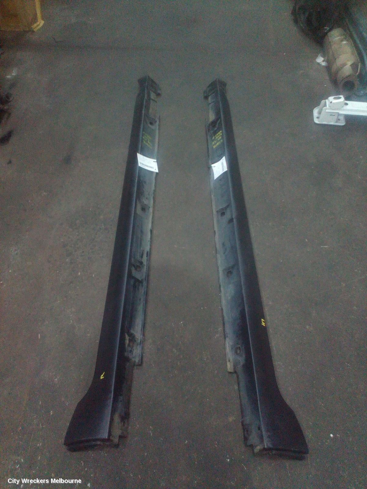 SUBARU XV SIDE STEP/SKIRT, RH SIDE, G4X, 01/2012 - 04/2017 - Image 1