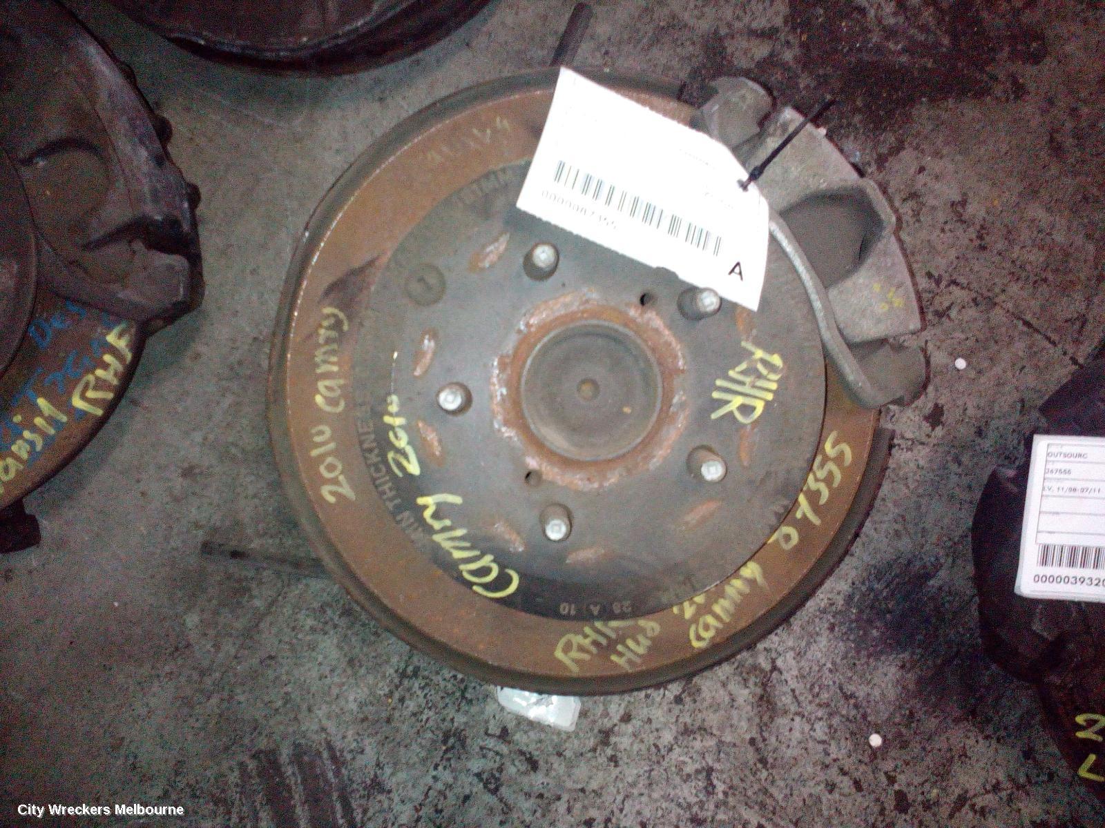 TOYOTA CAMRY RIGHT REAR HUB ASSEMBLY, ACV40/AHV40, 06/2006 - 11/2011 - Image 1