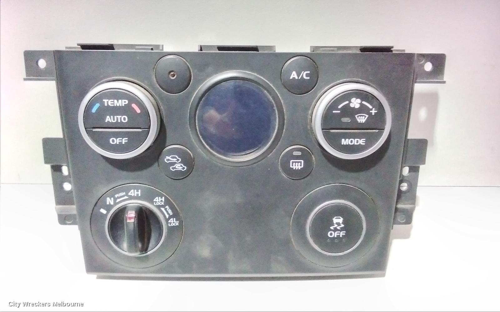 SUZUKI VITARA HEATER/AC CONTROLS, GRAND VITARA, JT, CLIMATE CONTROL TYPE, W/ LIGHT UP SCREEN, 08/2008 - 07/2012 - Image 2
