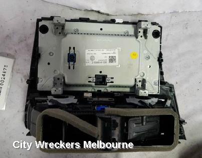 VOLKSWAGEN GOLF RADIO/CD/DVD/SAT/TV, SAT NAV TOUCHSCREEN, GEN 7, 03/2013 - 03/2017 - Image 2
